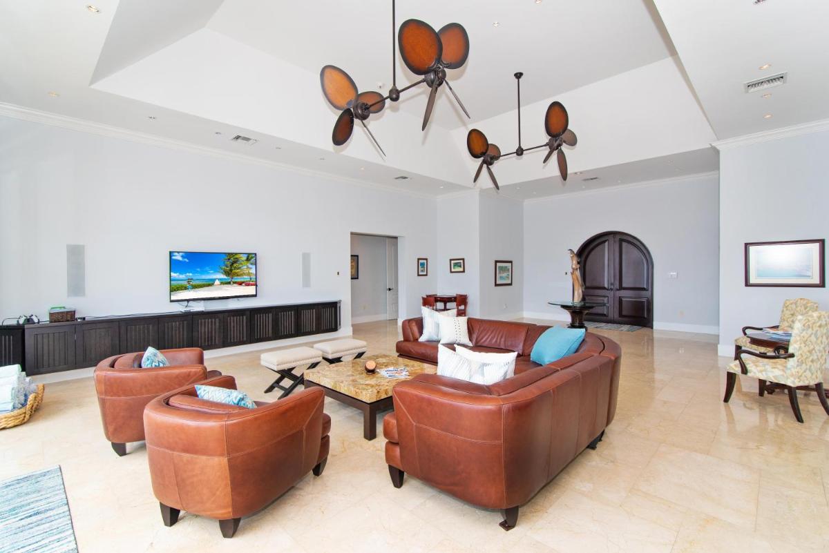 Faroway Luxury Villa