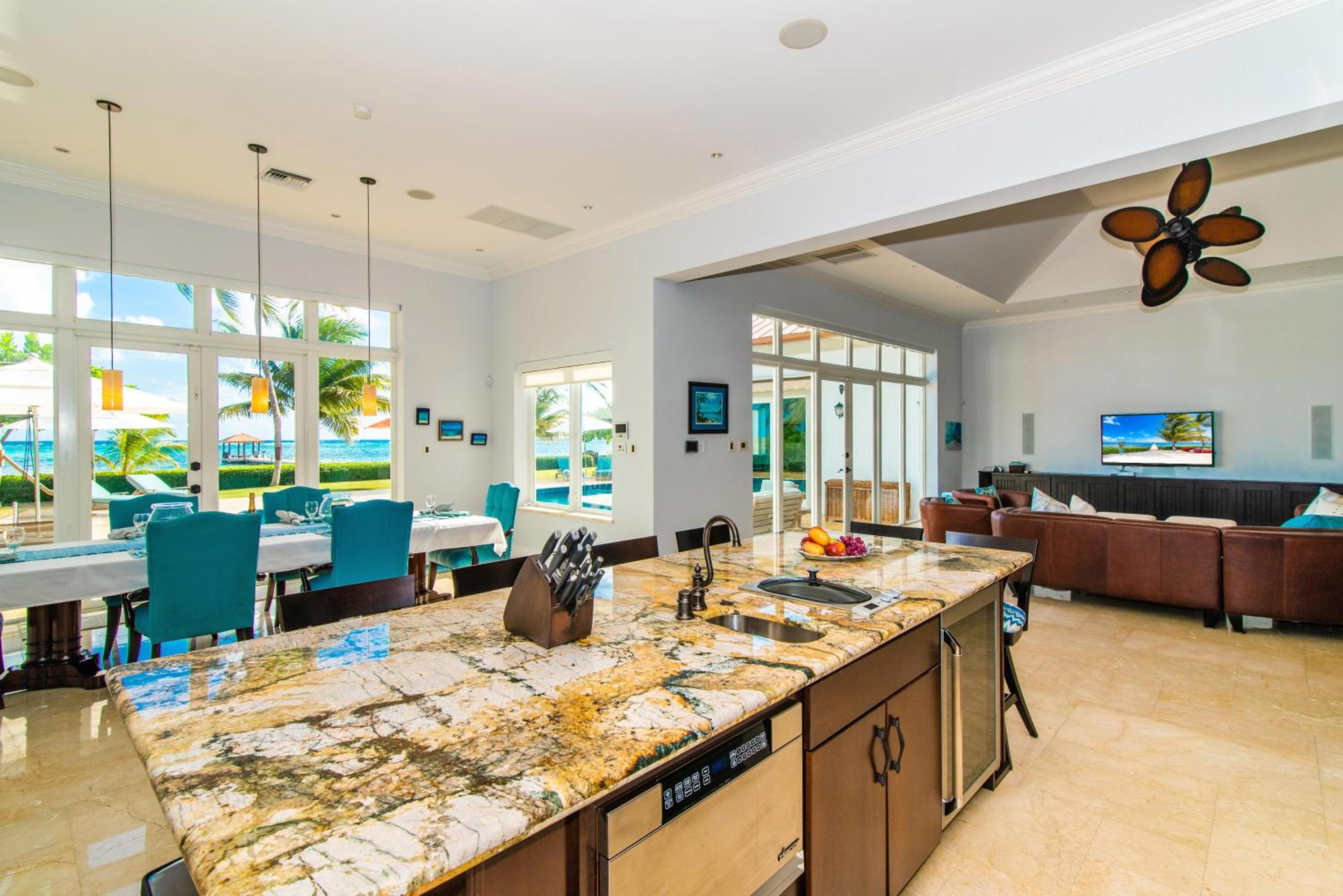 Faroway Luxury Villa