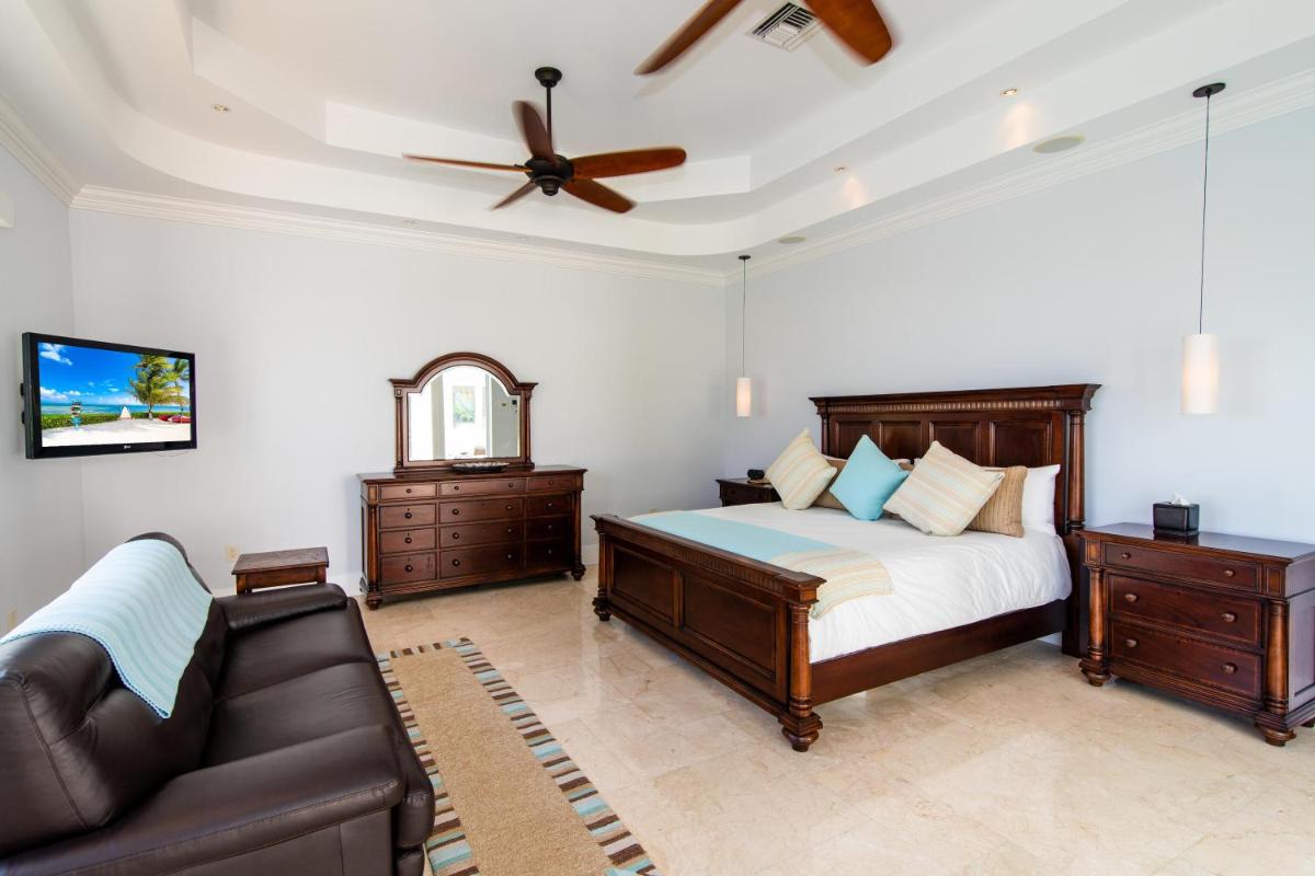 Faroway Luxury Villa