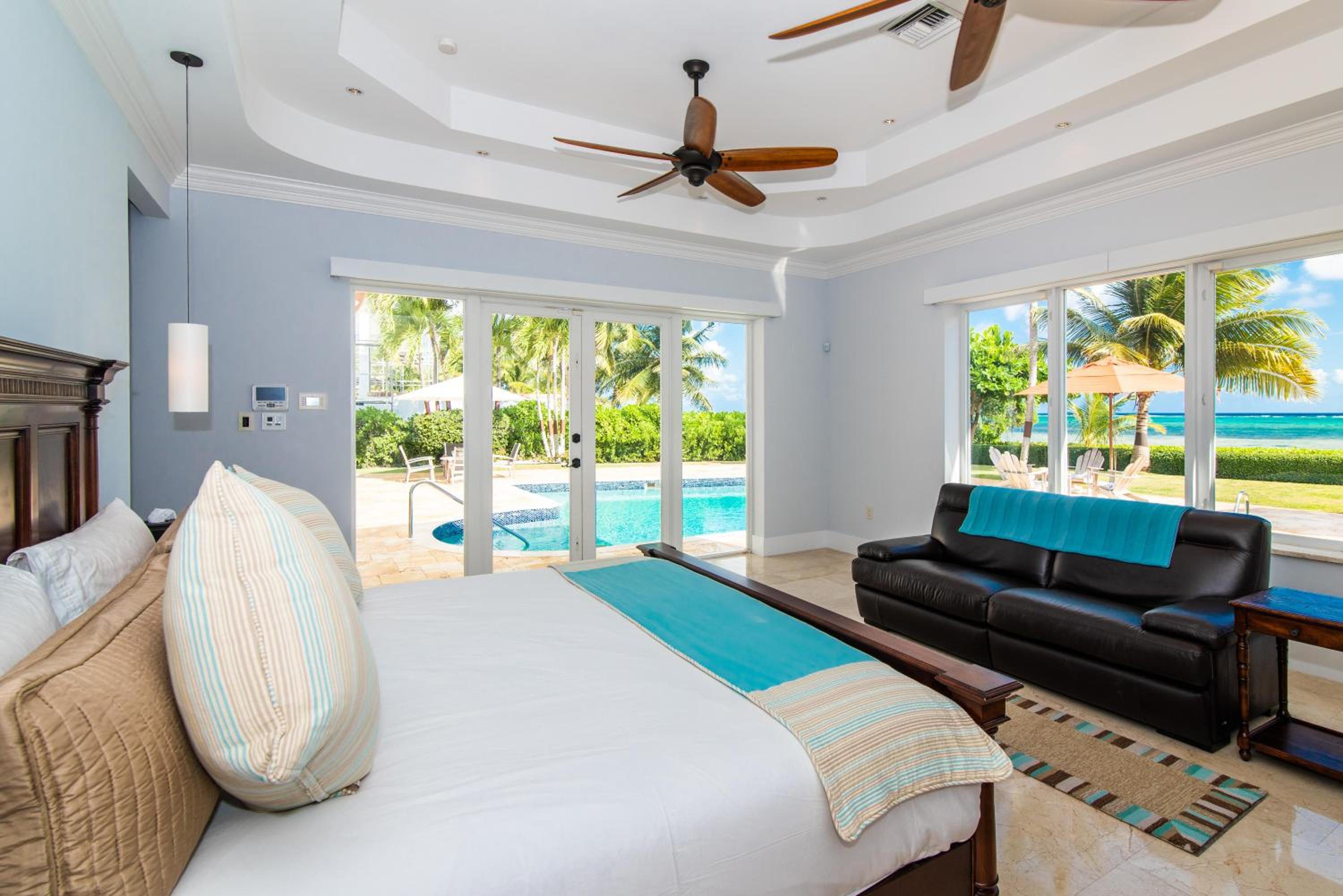 Faroway Luxury Villa