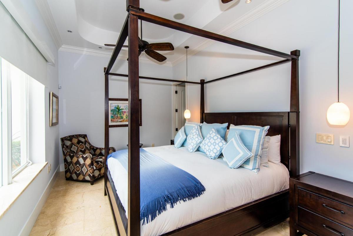 Faroway Luxury Villa
