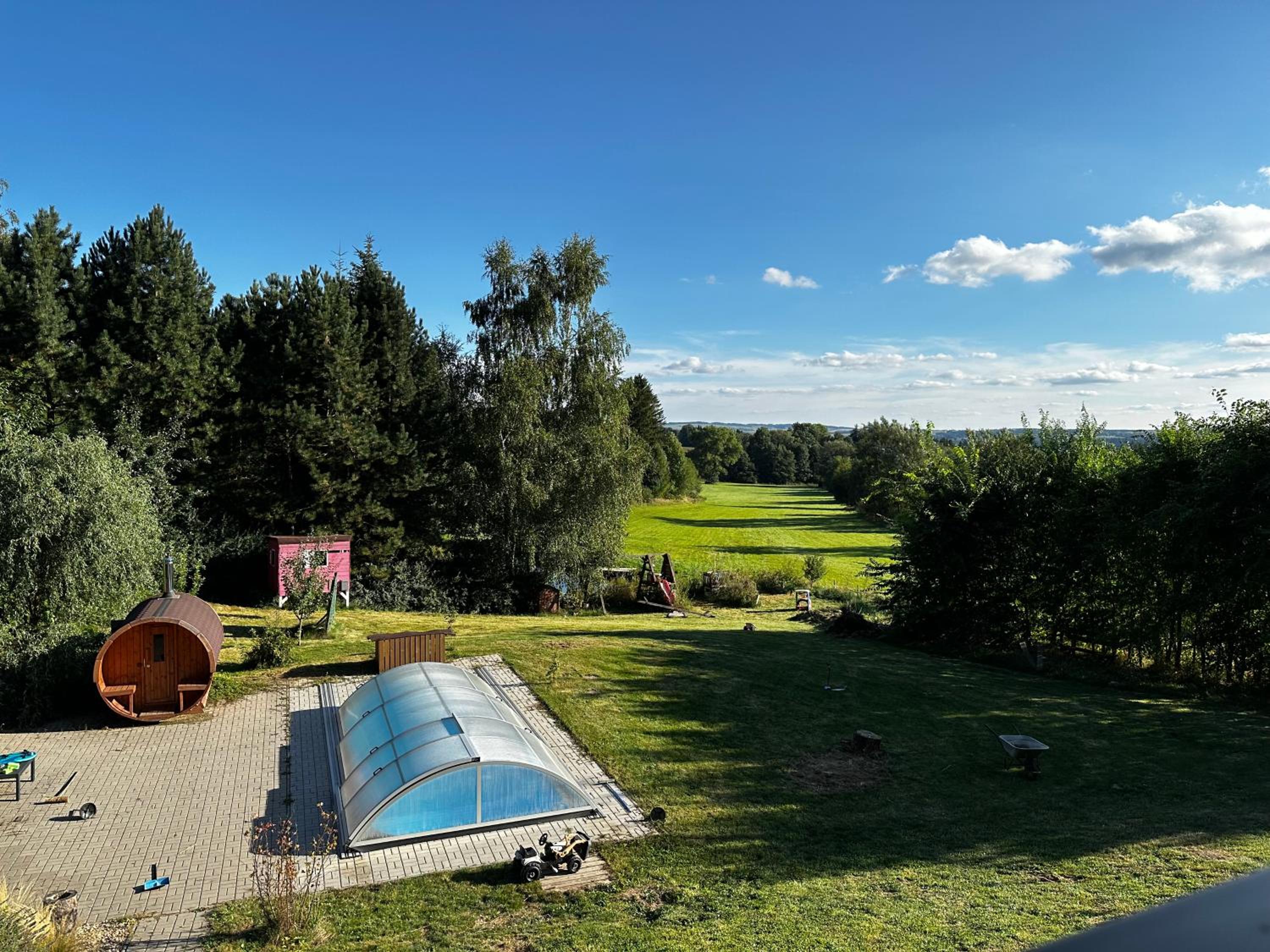 Moderní dům s bazénem a saunou, Žďárské vrchy
