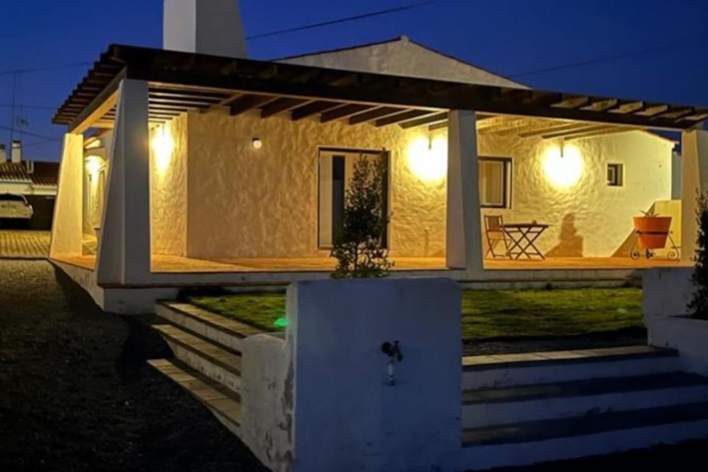 Casa das Chaminés view 3