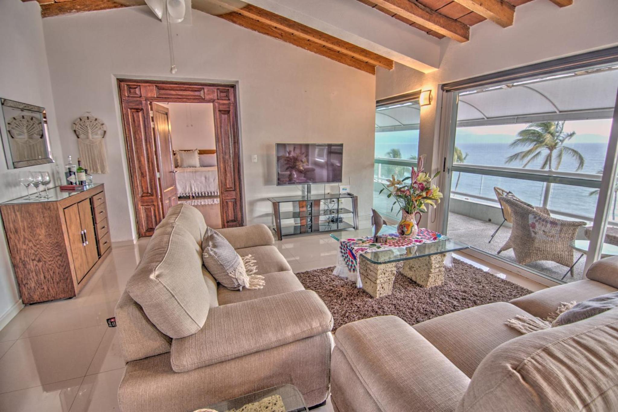 Costa Dorada - Beachfront Penthouse in Bucerias Golden Zone
