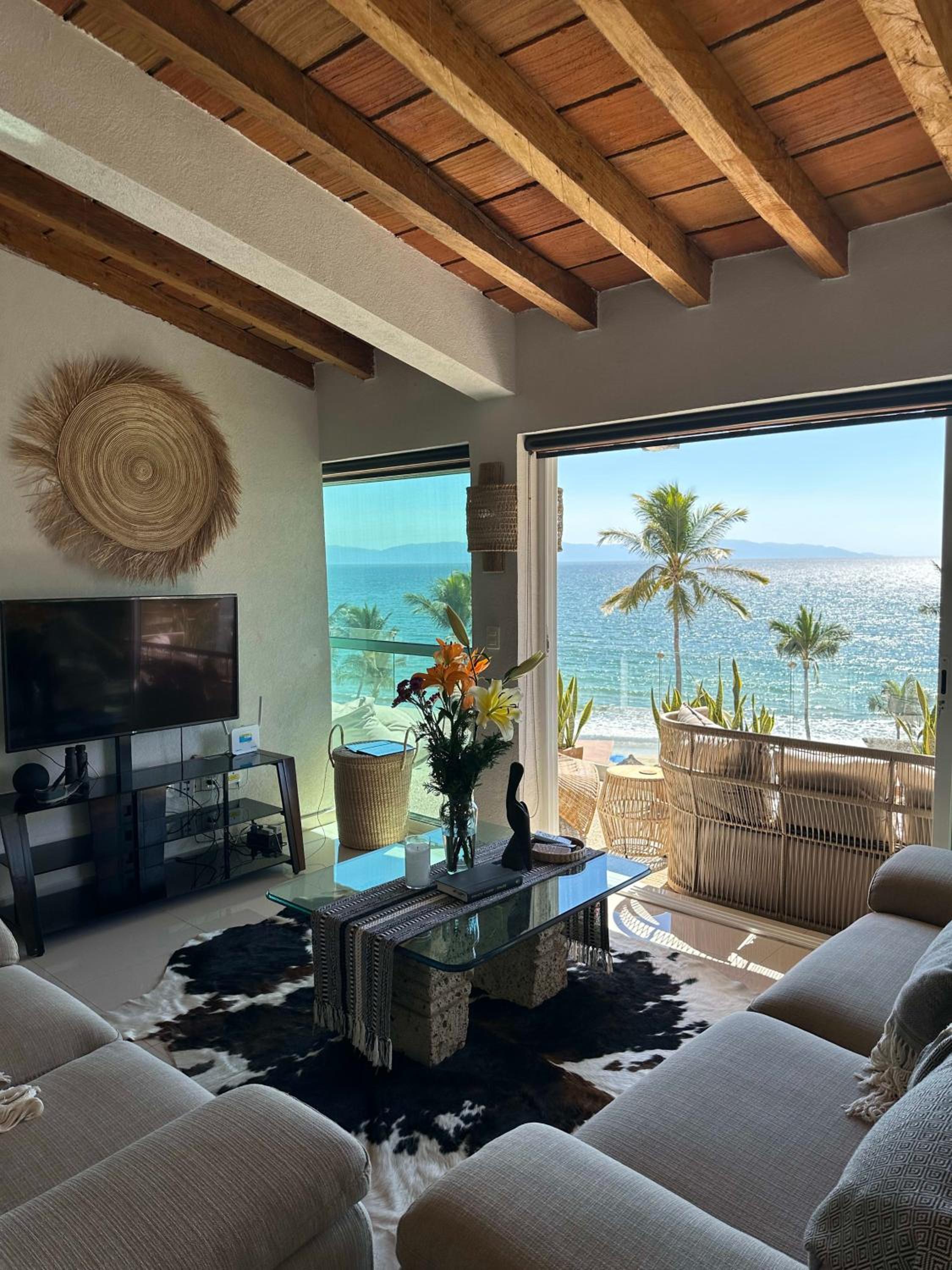 Costa Dorada - Beachfront Penthouse in Bucerias Golden Zone