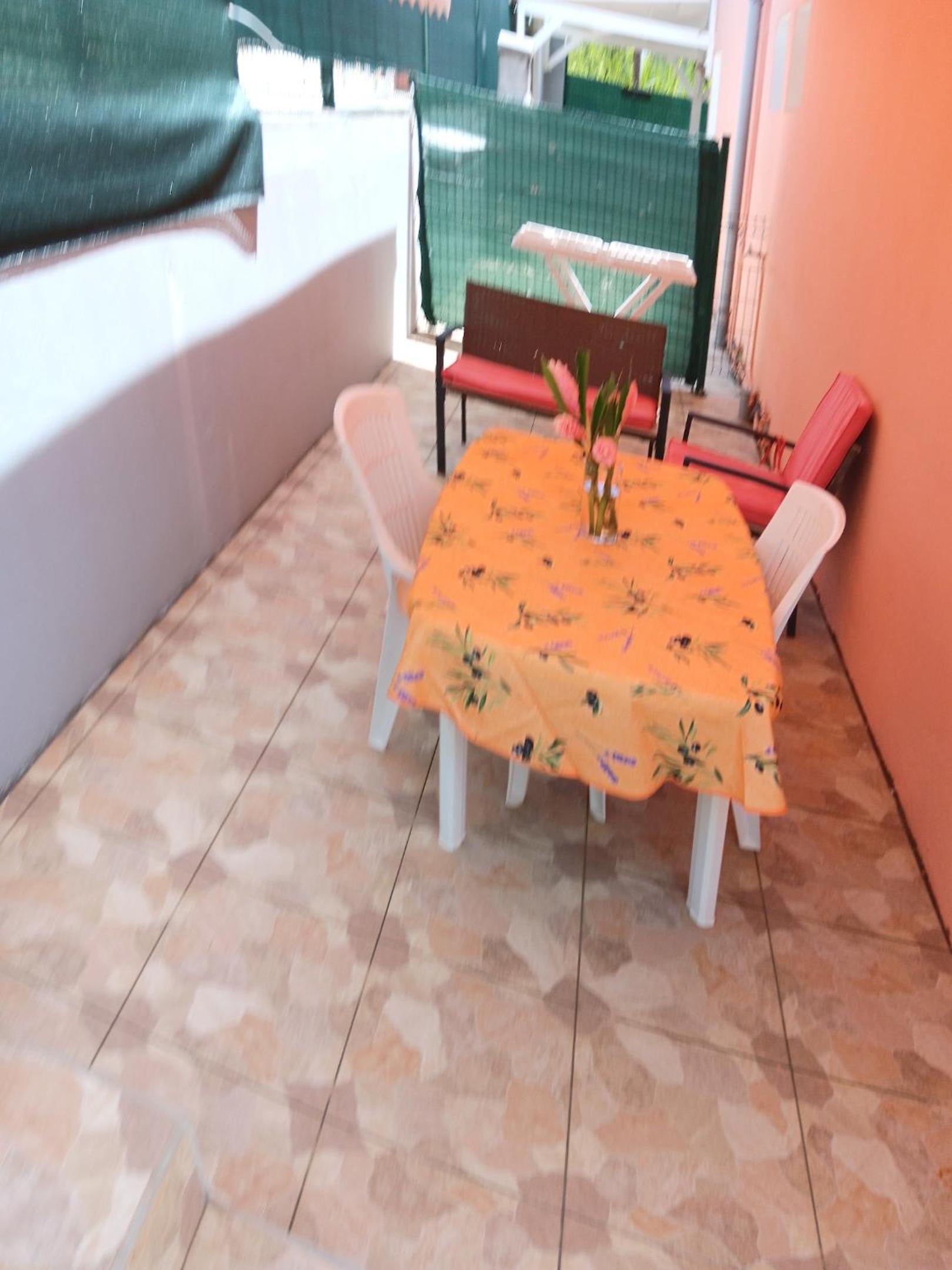 Maison de charme à Petit Bourg avec piscine partagée