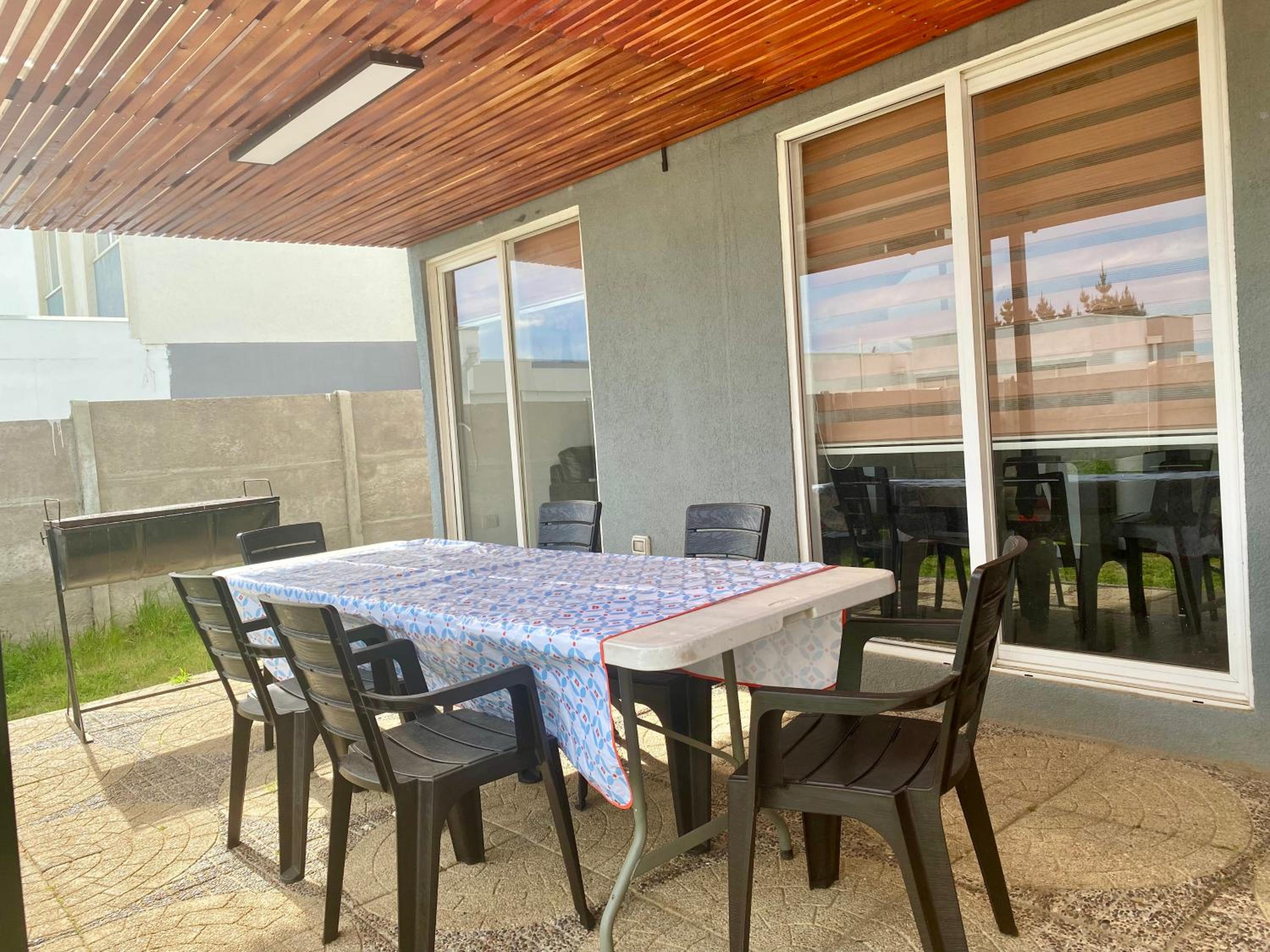 Hermosa Casa El Tabo nueva en condominio