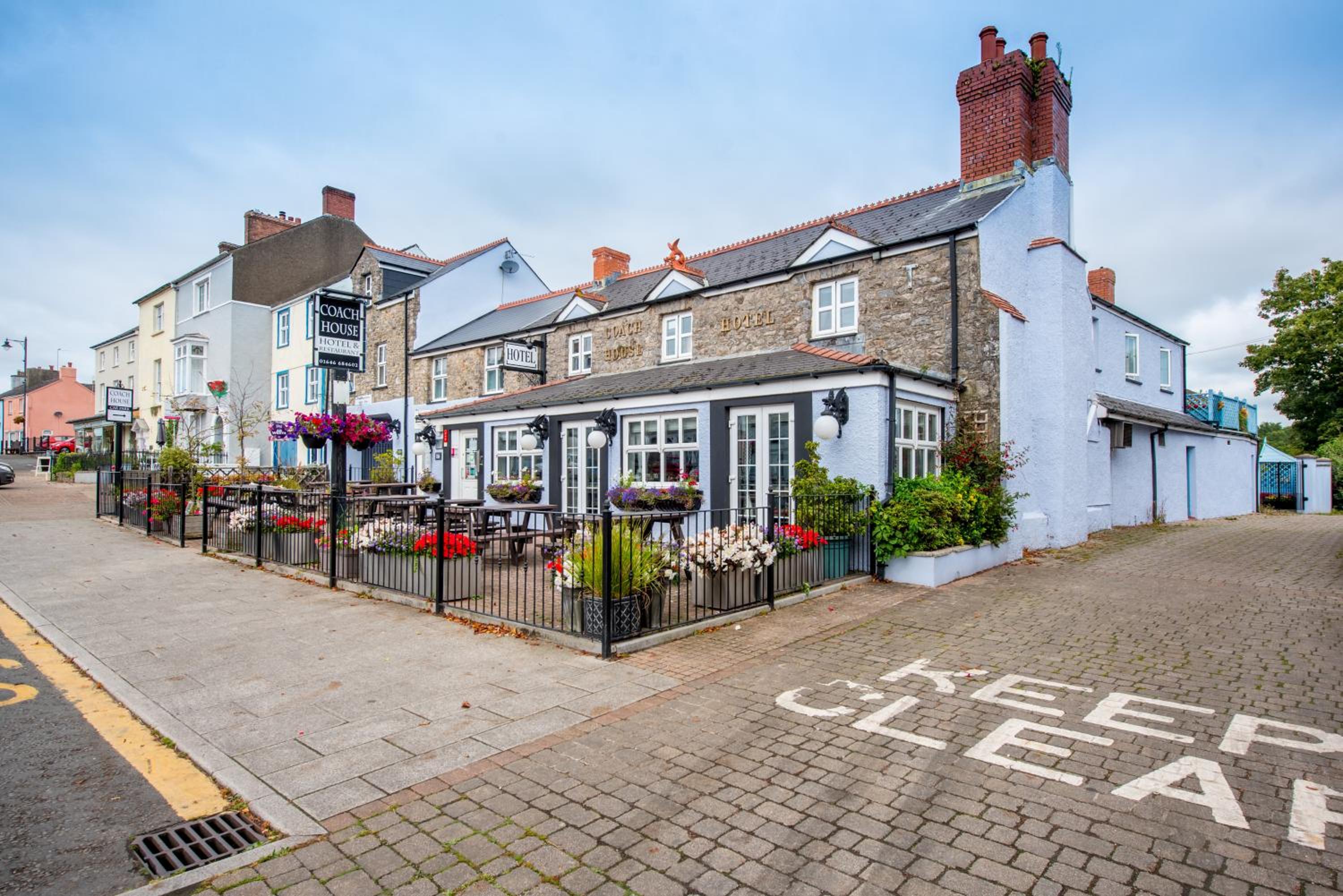 Pembroke Vacations - The Coach House Hotel - Property Image 2