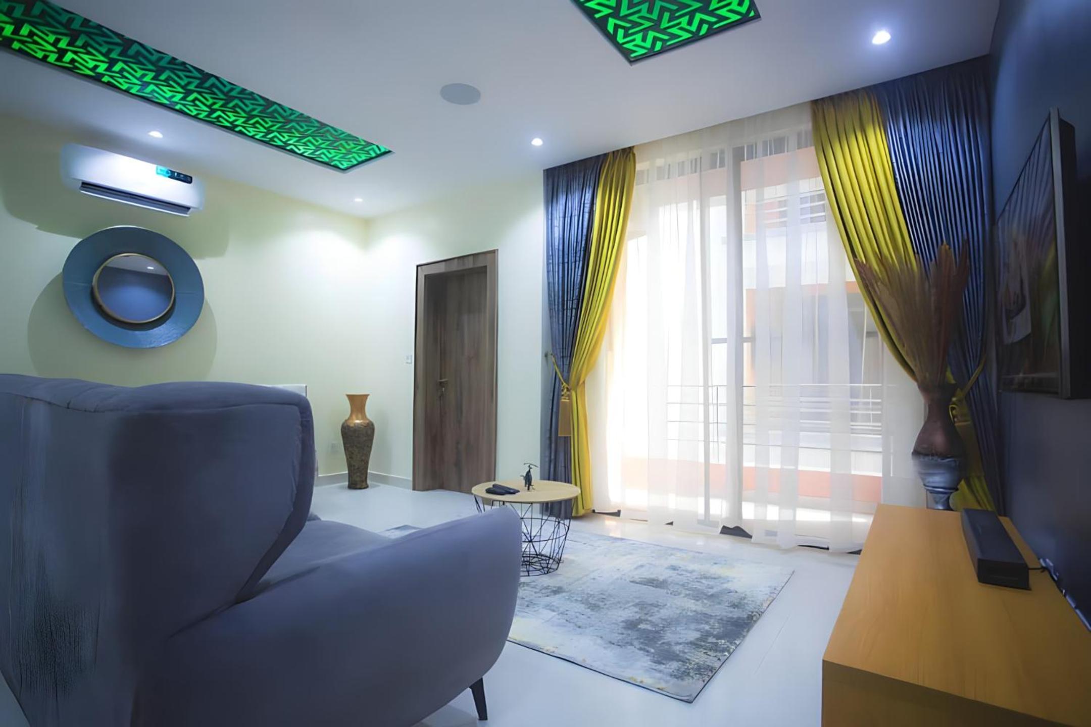 Picturesque 3-bedroom Apartment in Yaba