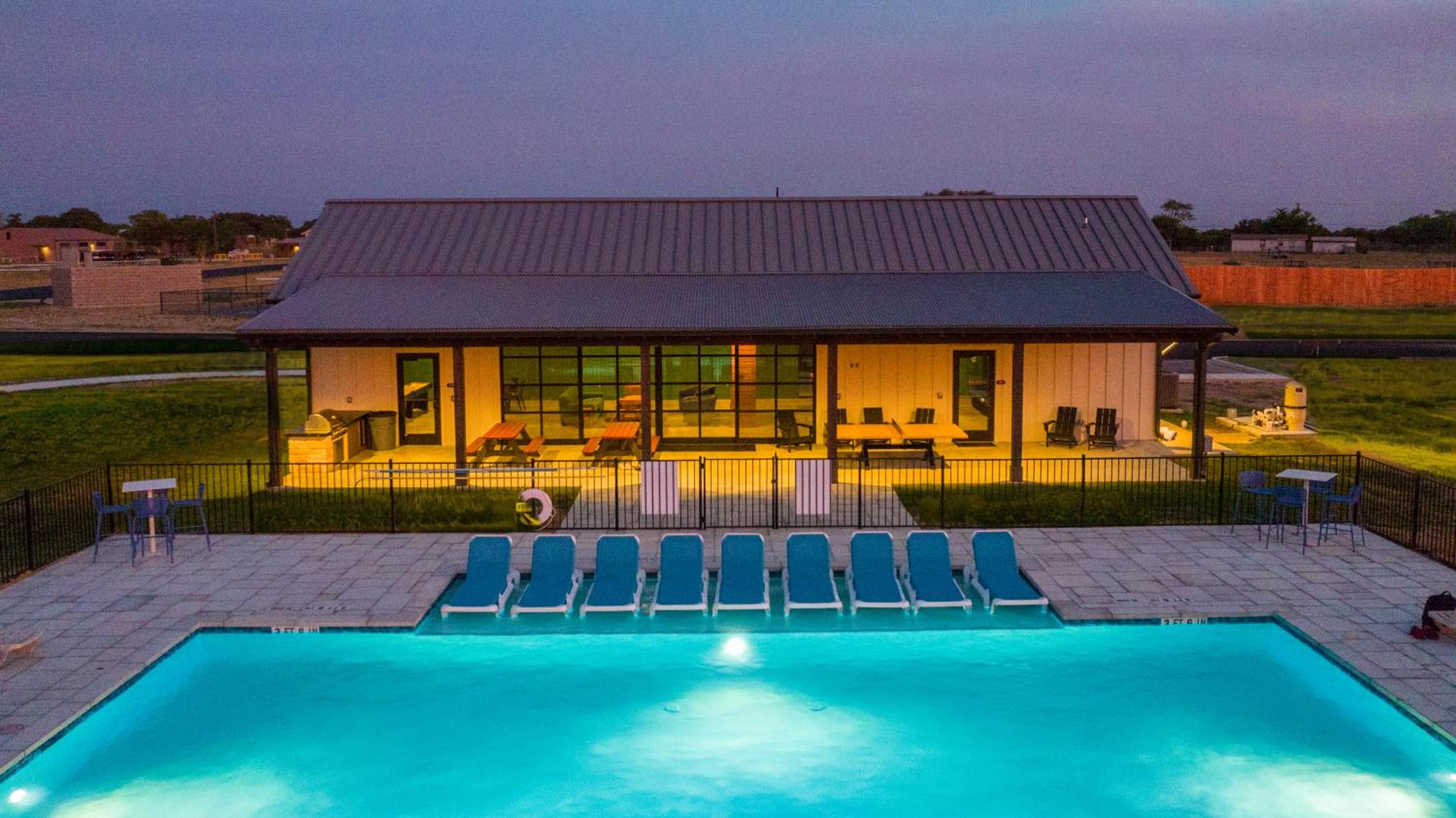 Great Escapes RV Resort Bryan College Station view 5