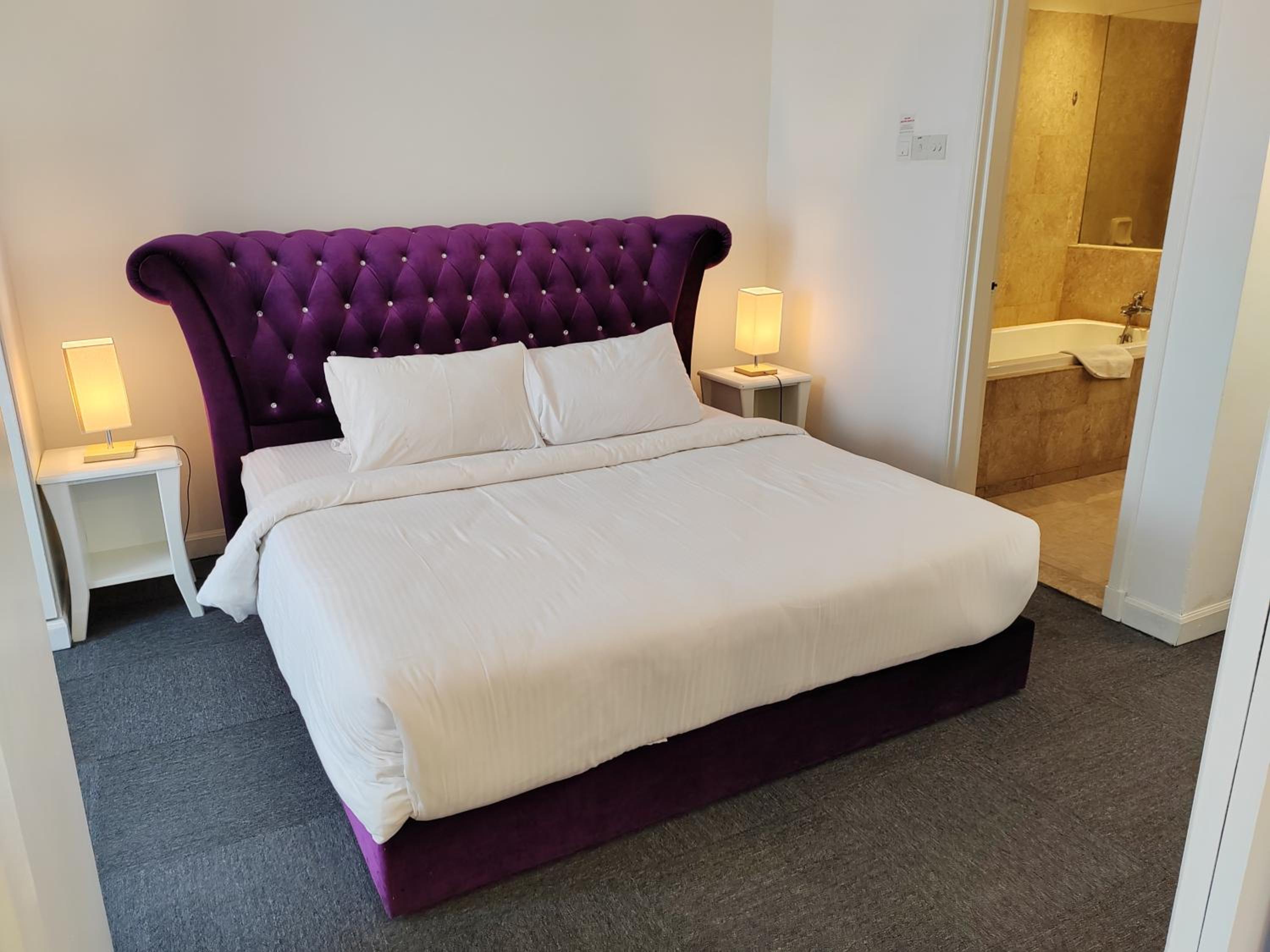 Kl Continew Suite At Times Square