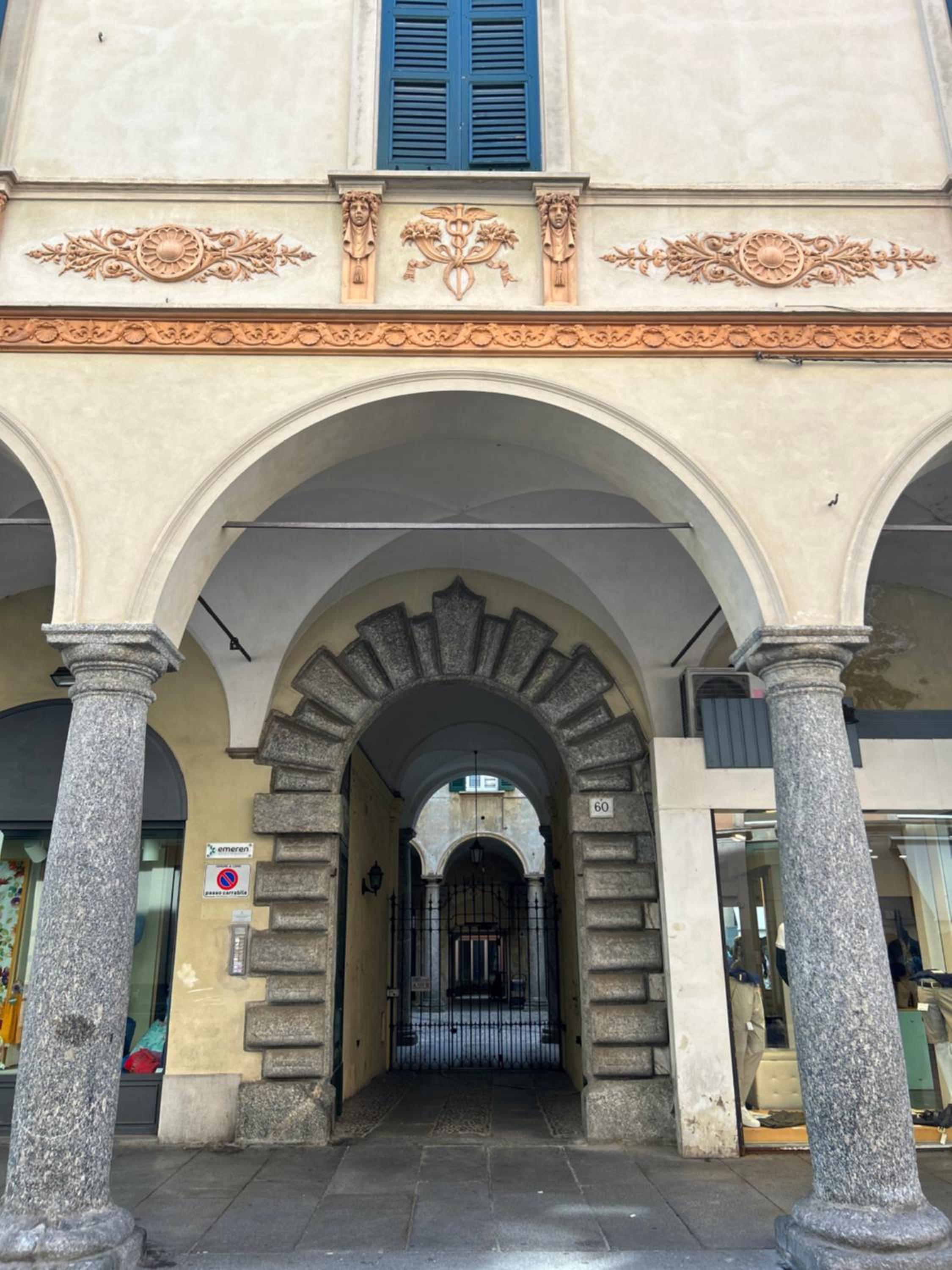 Porta Torre Como Apartment - By Relais Di Giada view 3