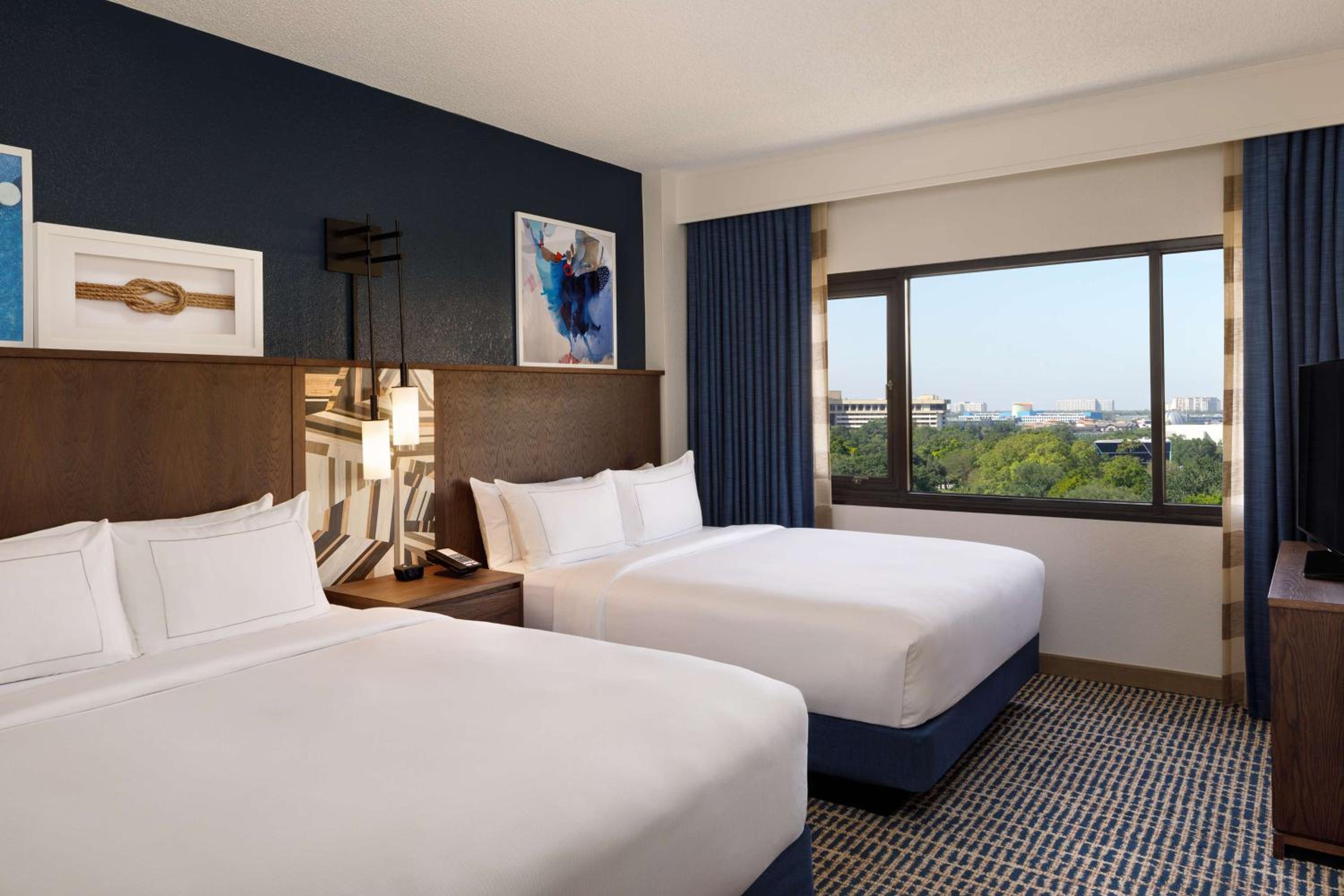 DoubleTree Suites by Hilton Orlando at Disney Springs