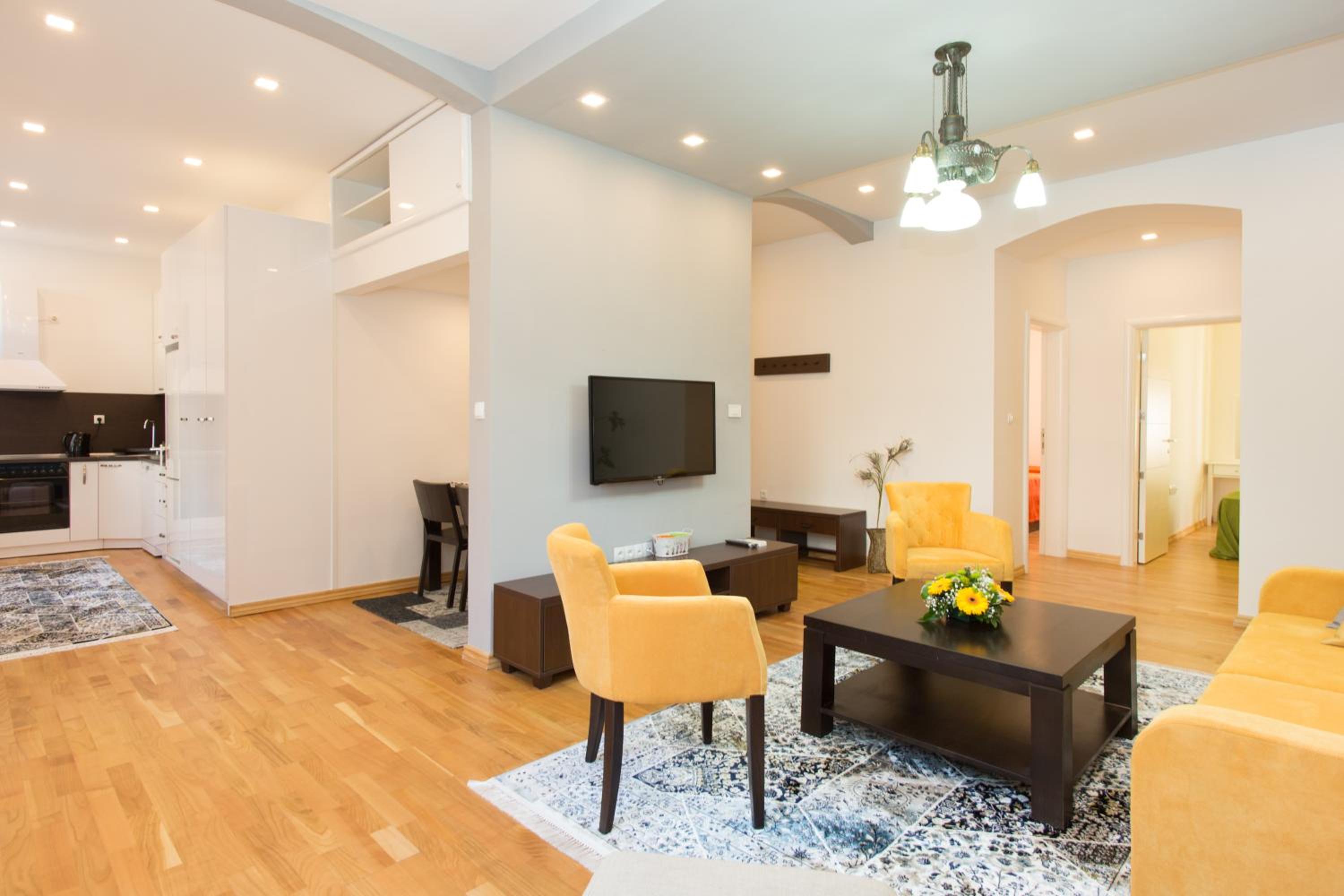 City Residence Apartment