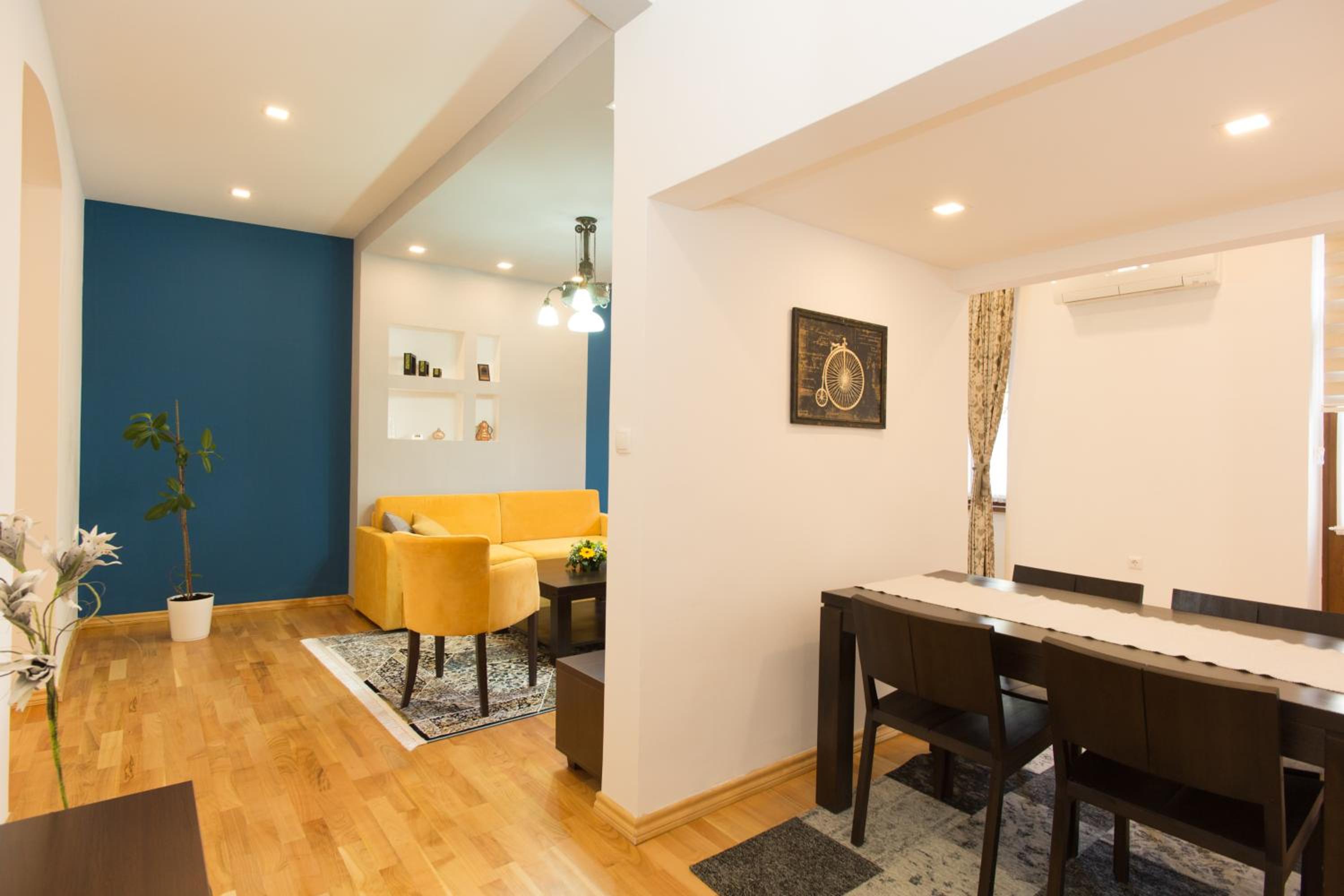 City Residence Apartment