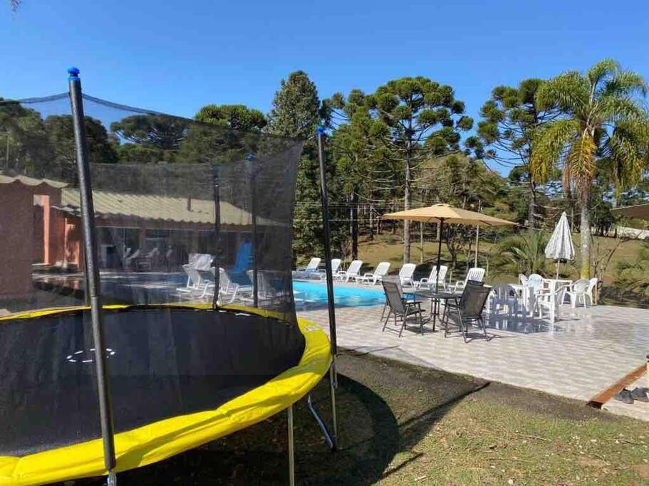 CHÁCARA C/ PISCINA, SALÃO DE FESTA E CHURRASQUEIRA
