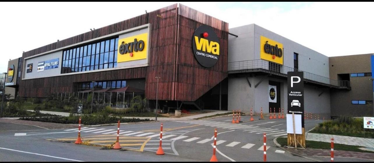 Nuevo Apartamento frente al Centro Comercial VIVA