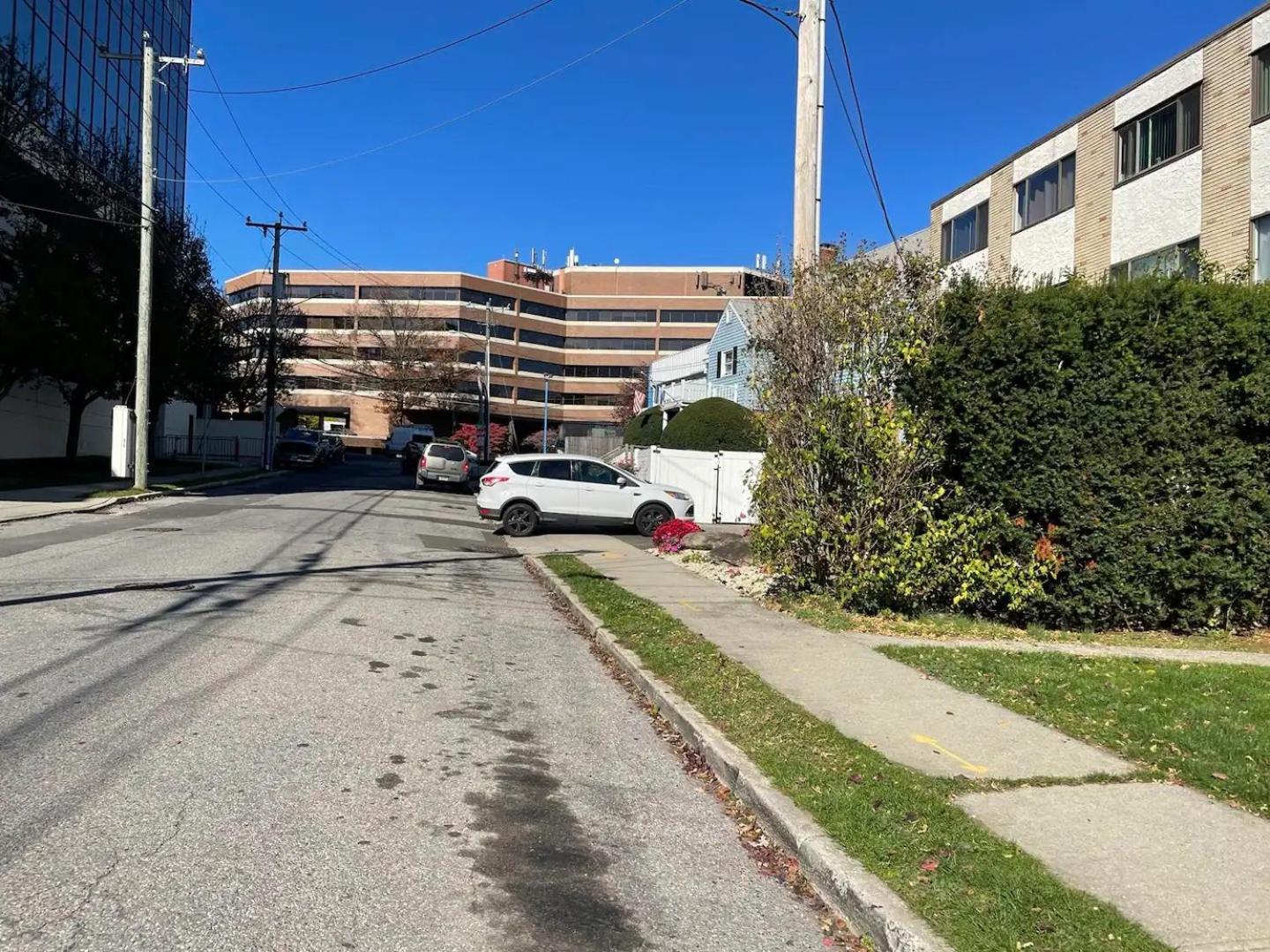 Hotel Centrally Located Oasis - 20 Houston House - Stamford