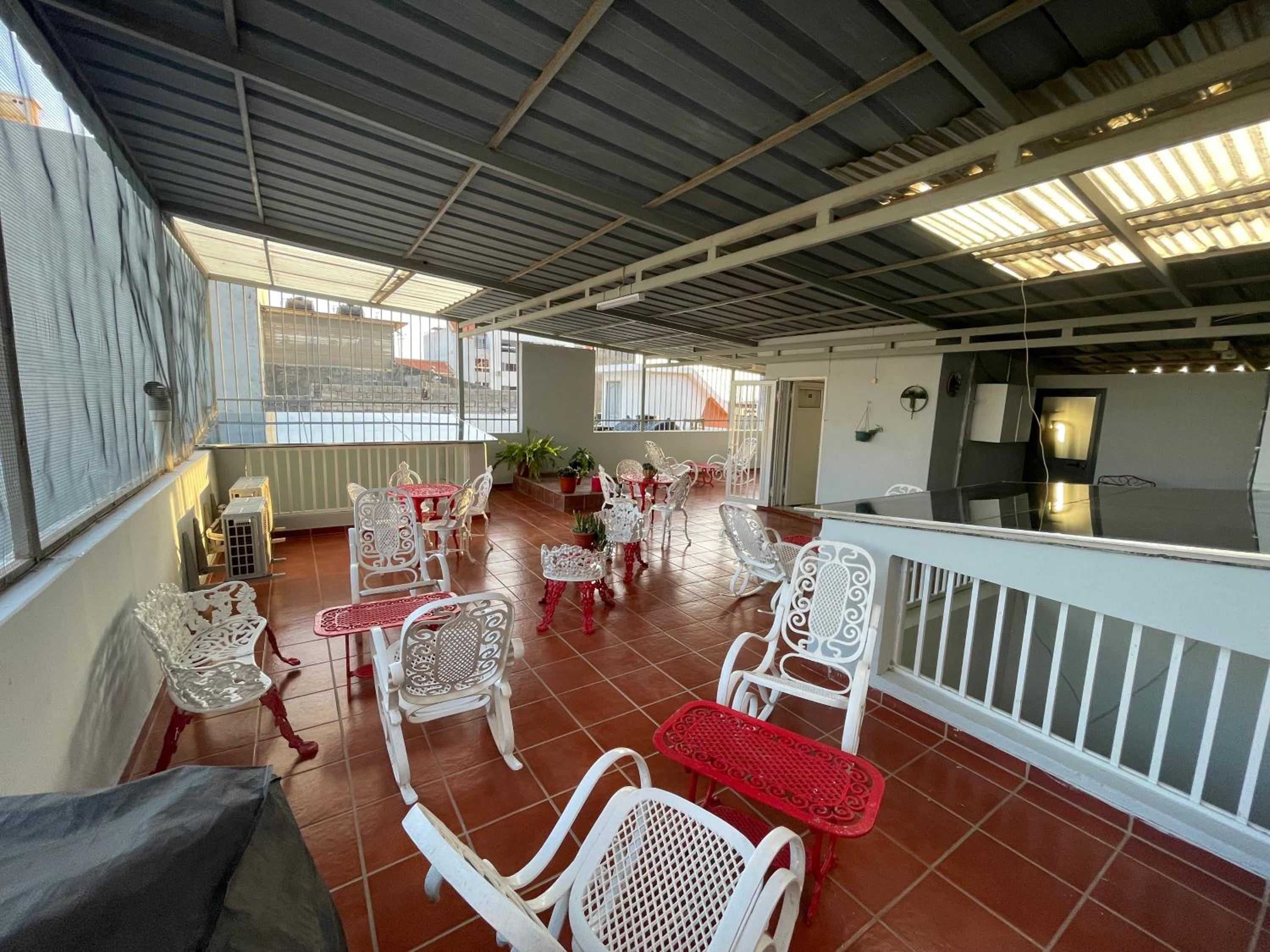 Isa House - Private Rooms in a Shared Duplex