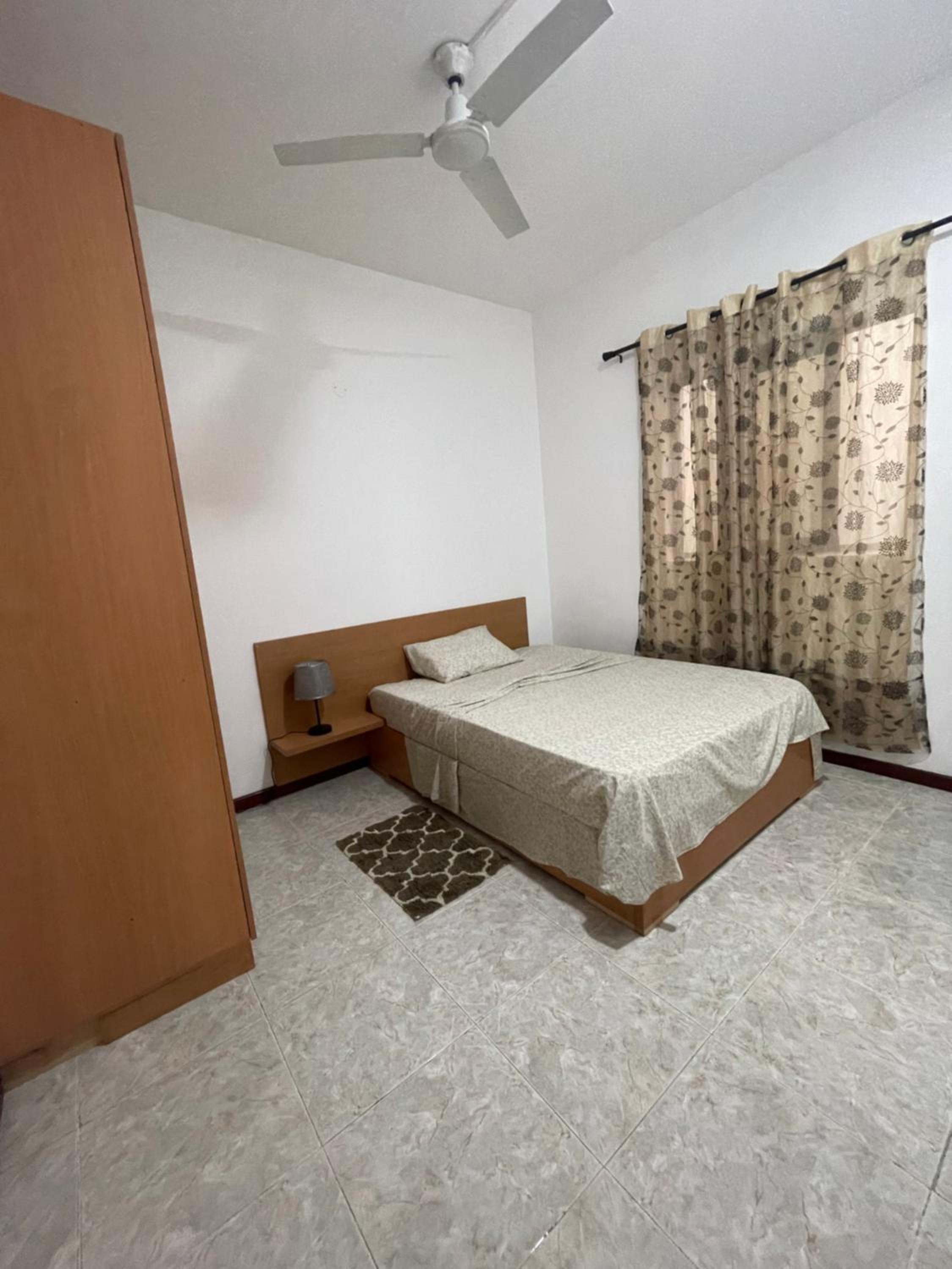 Isa House - Private Rooms in a Shared Duplex
