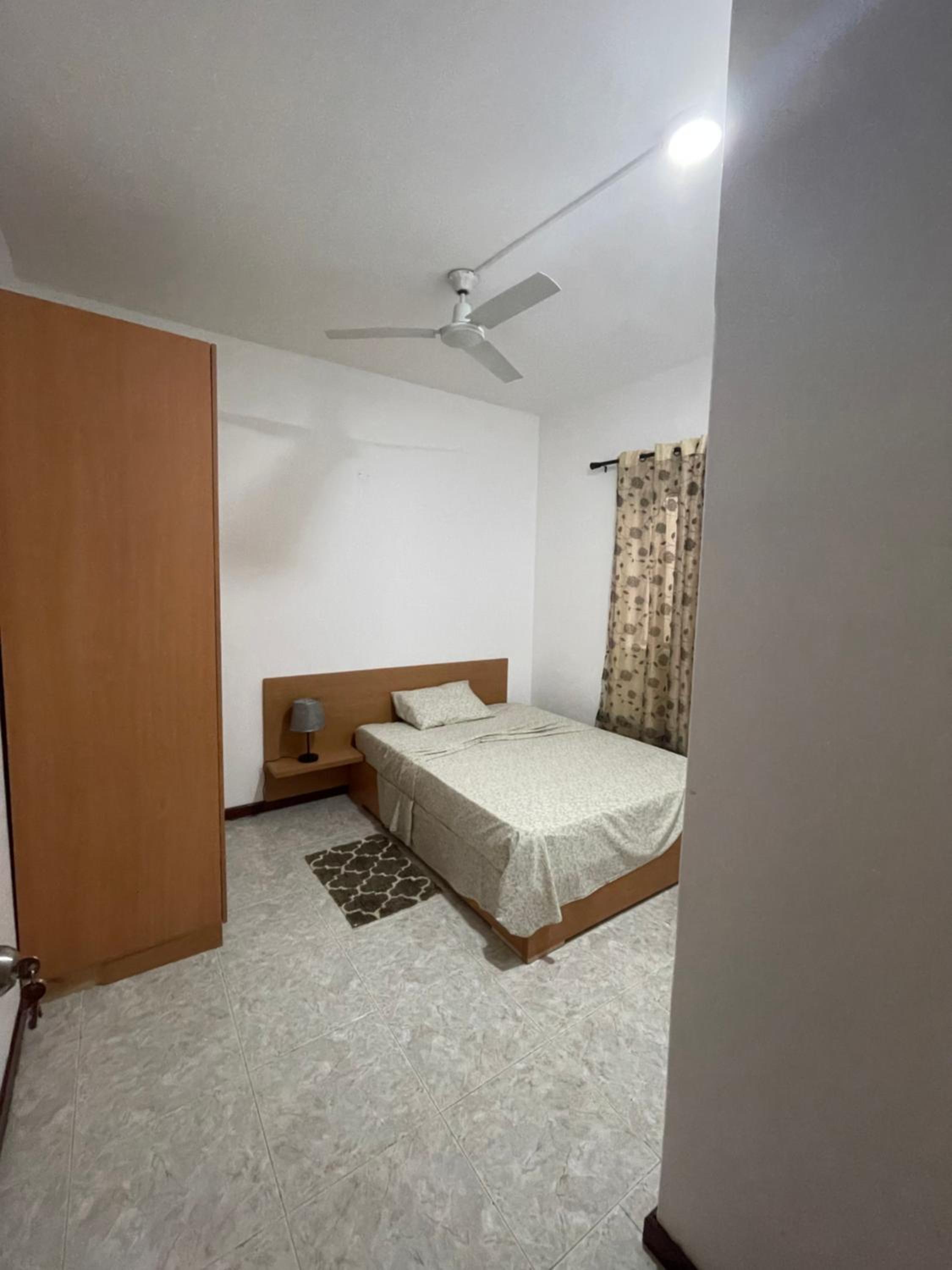 Isa House - Private Rooms in a Shared Duplex