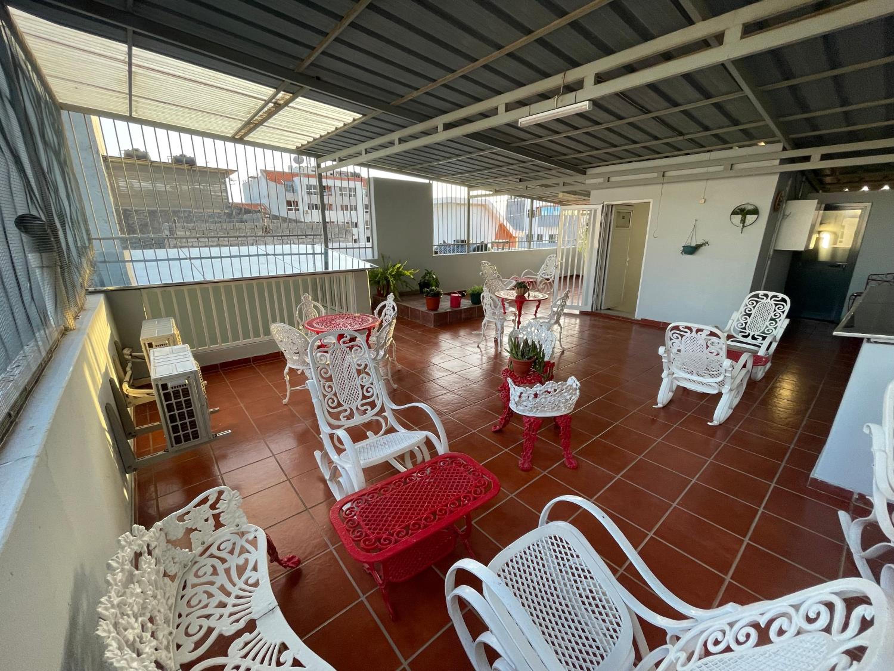 Isa House - Private Rooms in a Shared Duplex
