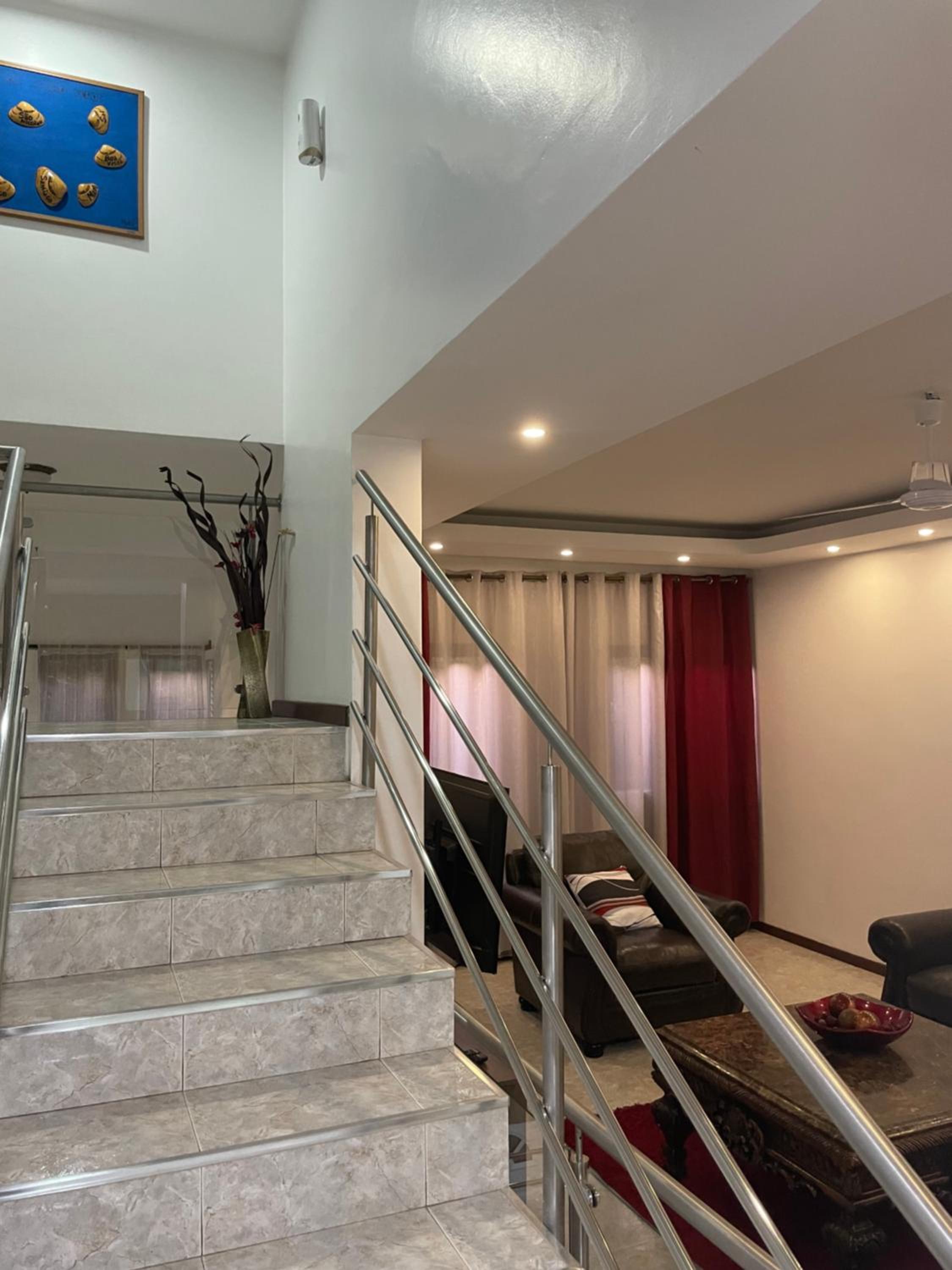 Isa House - Private Rooms in a Shared Duplex