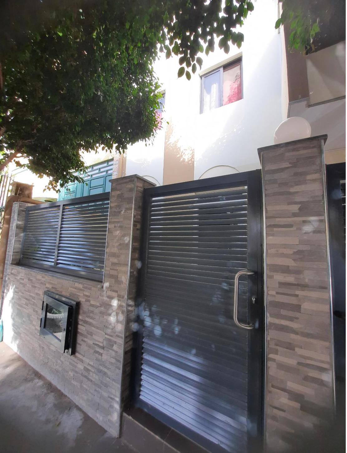Isa House - Private Rooms in a Shared Duplex