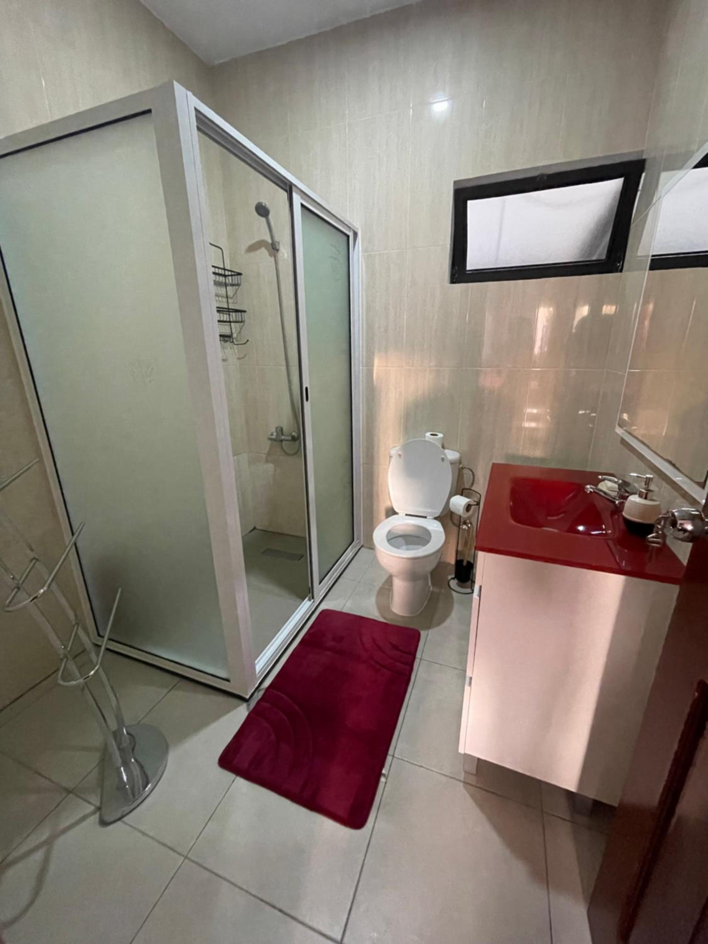 Isa House - Private Rooms in a Shared Duplex
