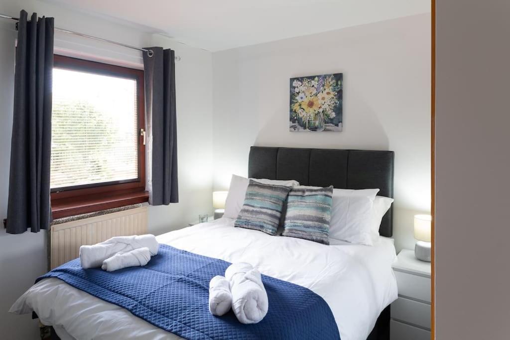 Executive Apartment By Inverkeithing Train Station