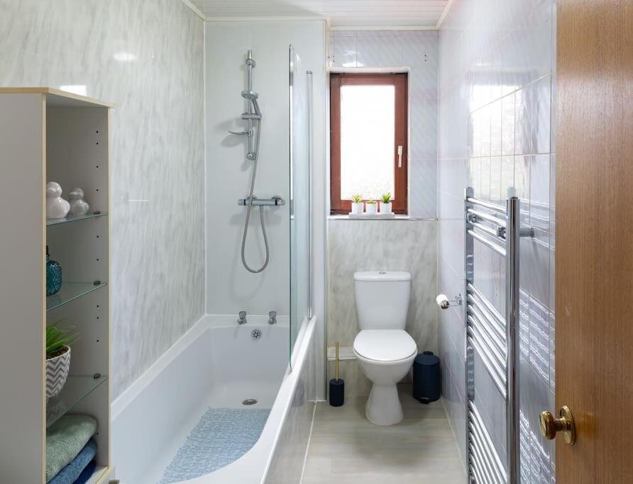 Executive Apartment By Inverkeithing Train Station