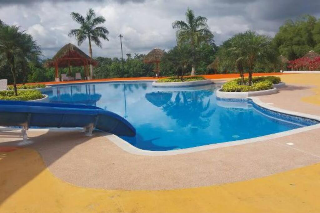 Casa vacacional en Pedro Vicente Maldonado