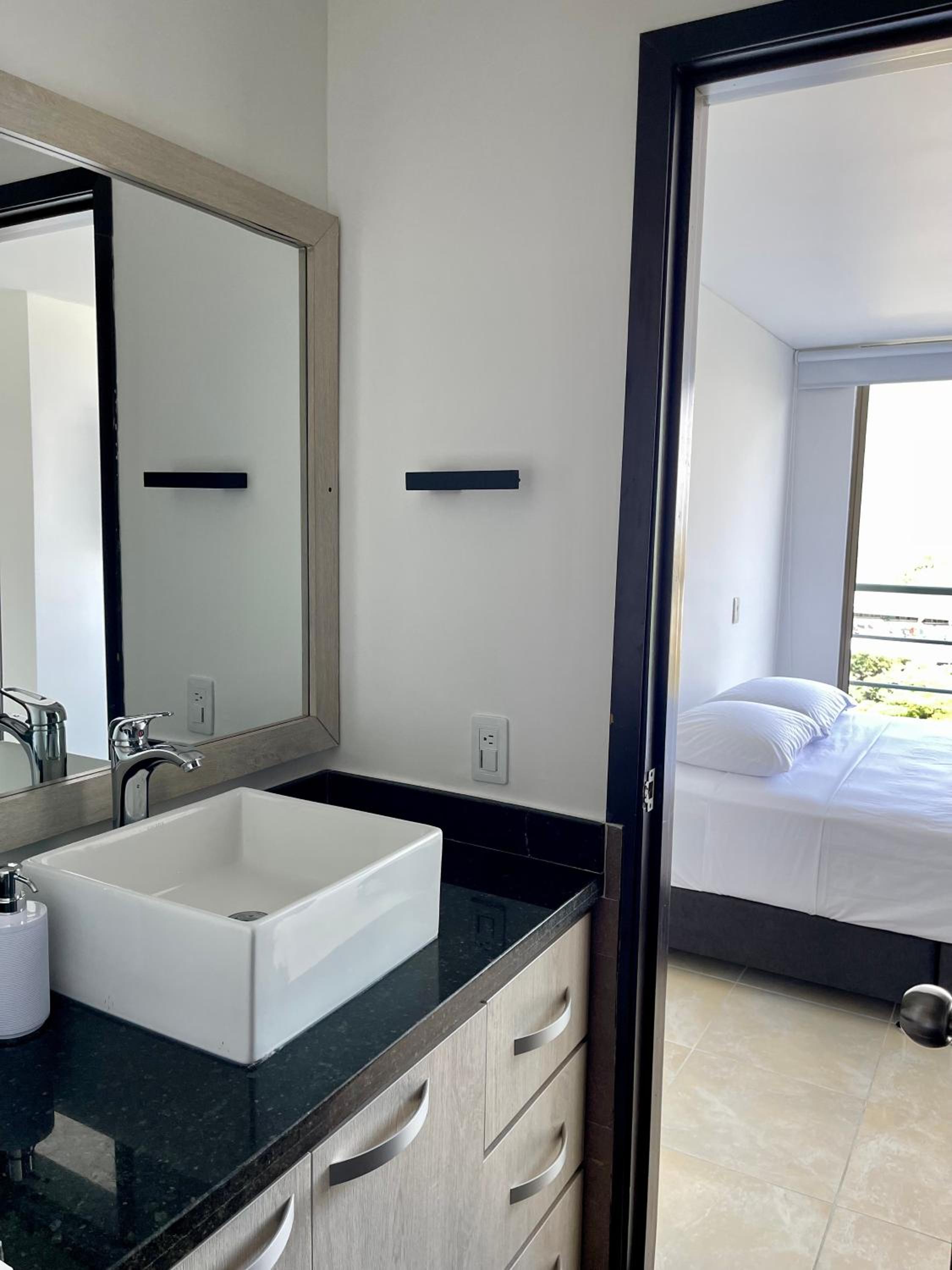 Santorini Elite