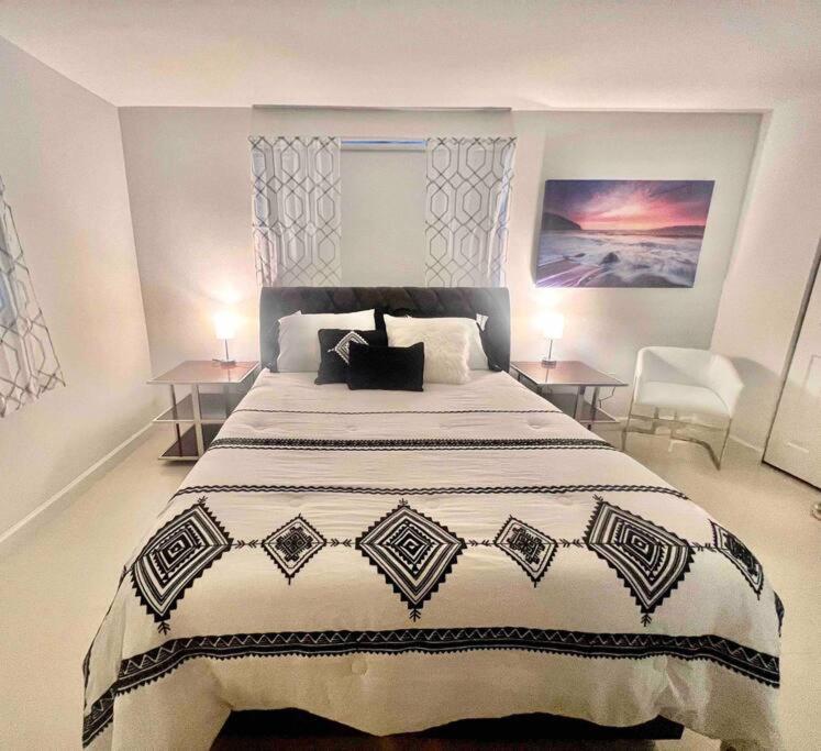 Lovely 2/2 condo in Miami shores