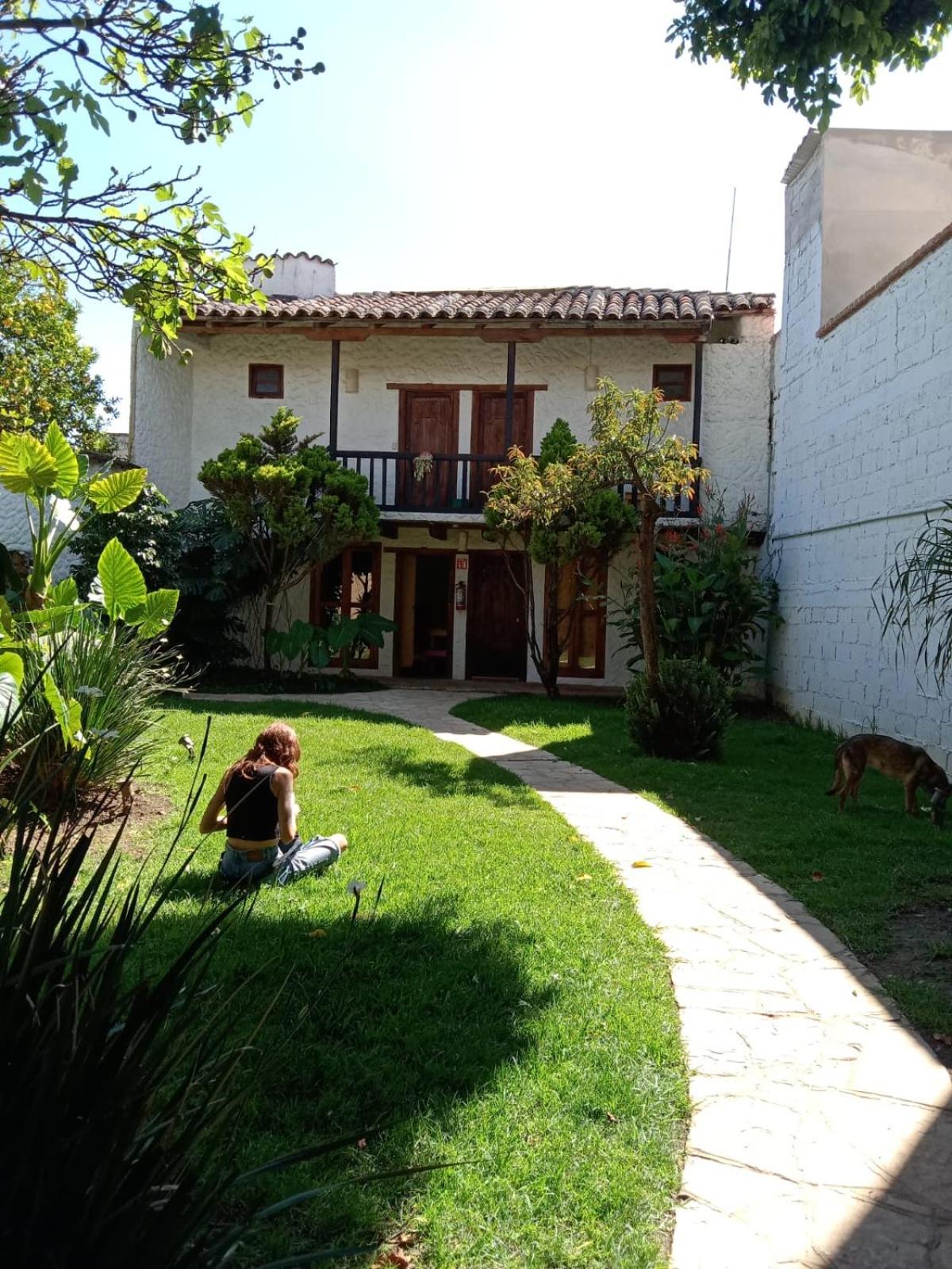 Rossco Hostel & Hotel