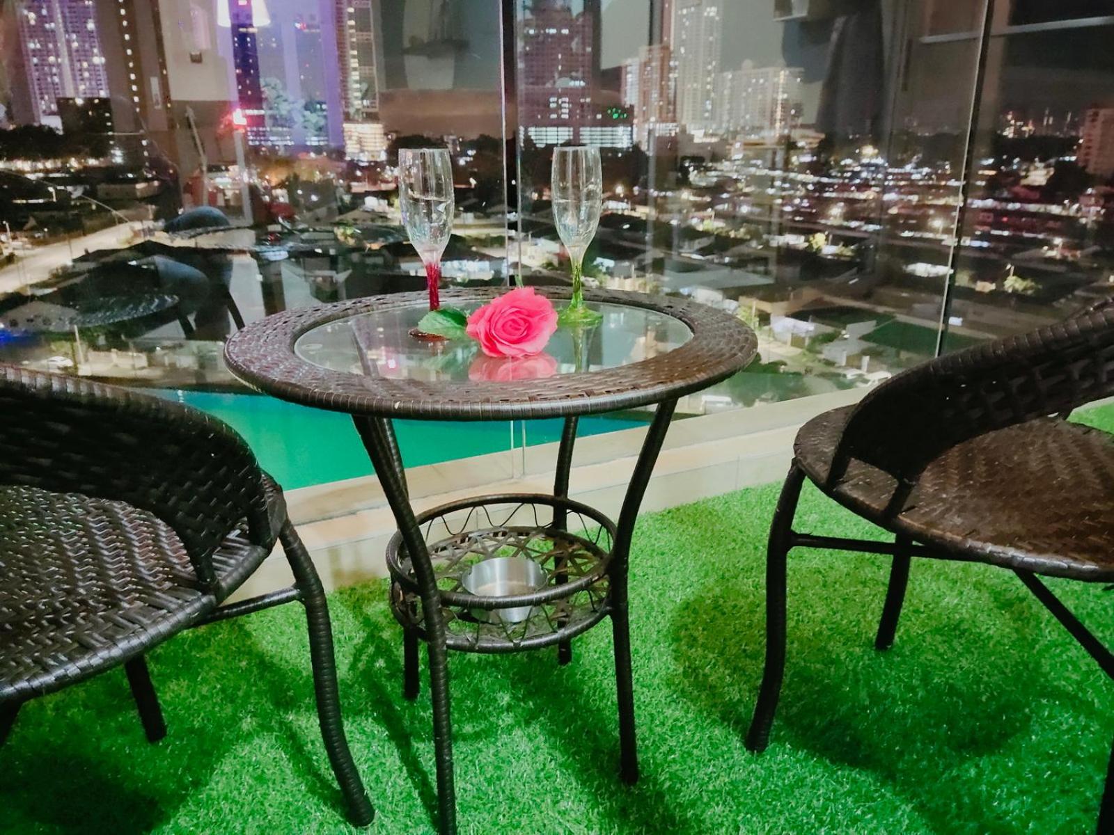KSL City Mall D'Esplanade Apt 10min to CIQ, near to Legoland