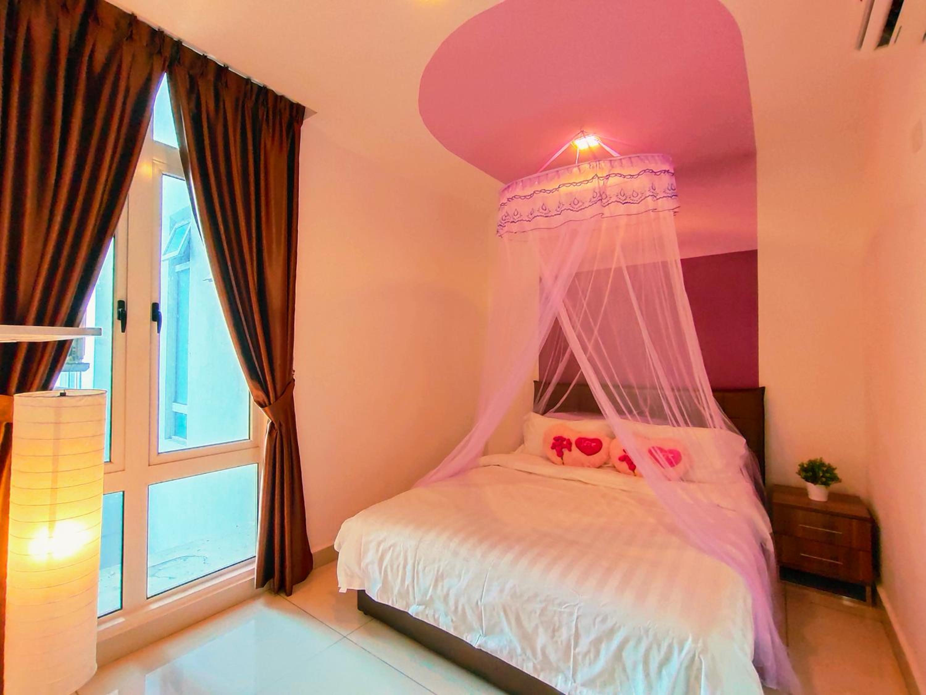 KSL City Mall D'Esplanade Apt 10min to CIQ, near to Legoland