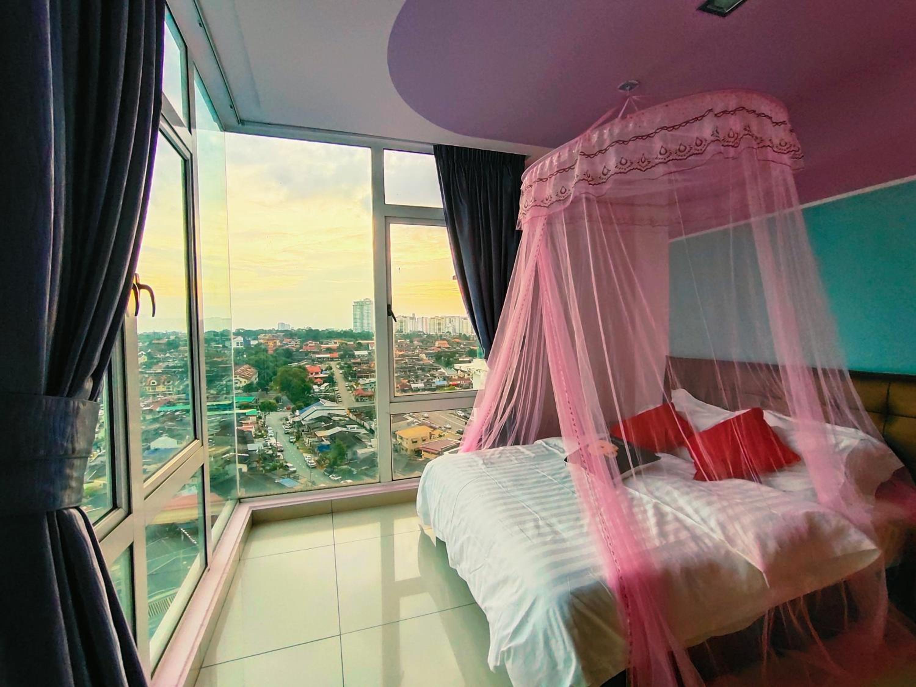 KSL City Mall D'Esplanade Apt 10min to CIQ, near to Legoland