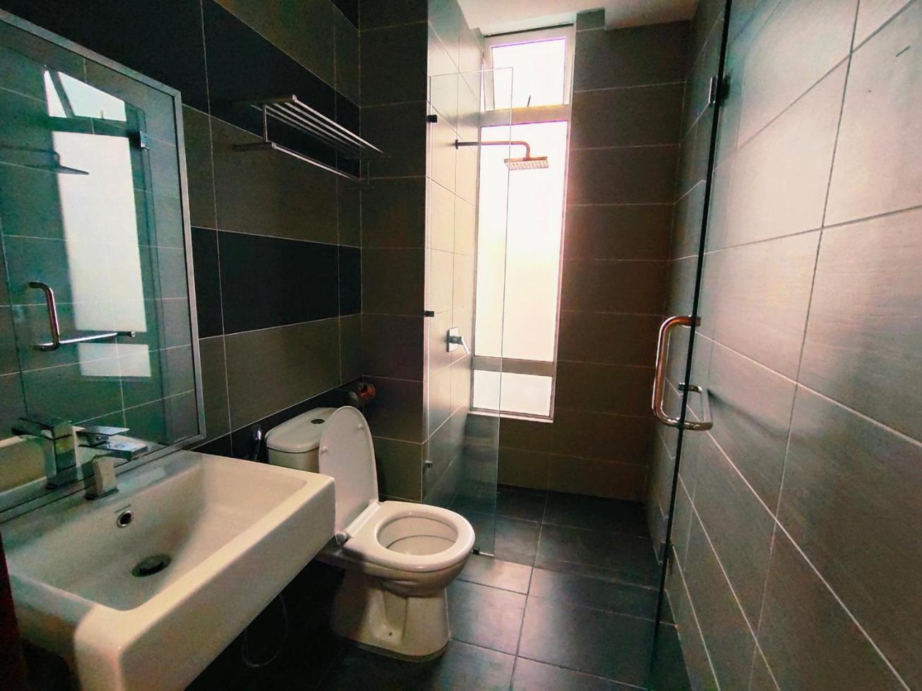 KSL City Mall D'Esplanade Apt 10min to CIQ, near to Legoland