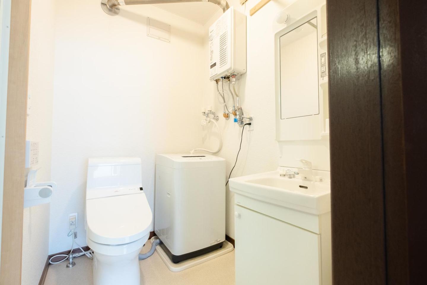 Furano Zone Ski Condo Room 202 Smoking Allowed and Room 103 Non Smoking