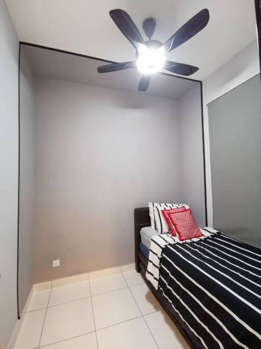 3room2carpark jb center kempas setia tropika