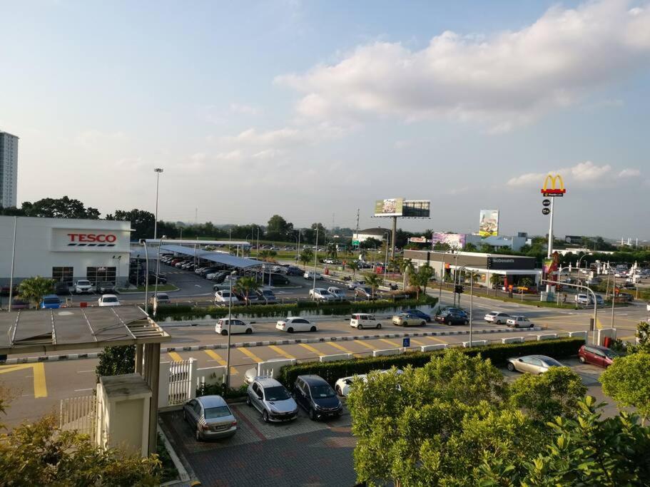 3room2carpark jb center kempas setia tropika
