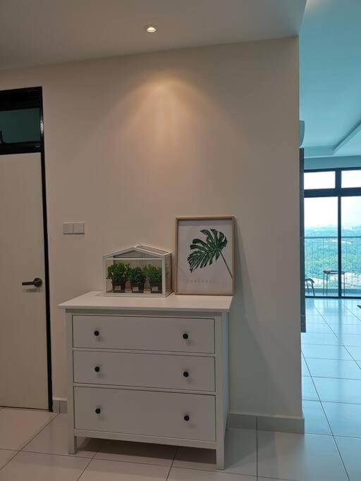 3room2carpark jb center kempas setia tropika