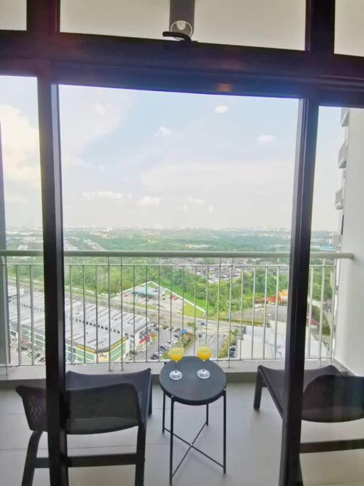3room2carpark jb center kempas setia tropika
