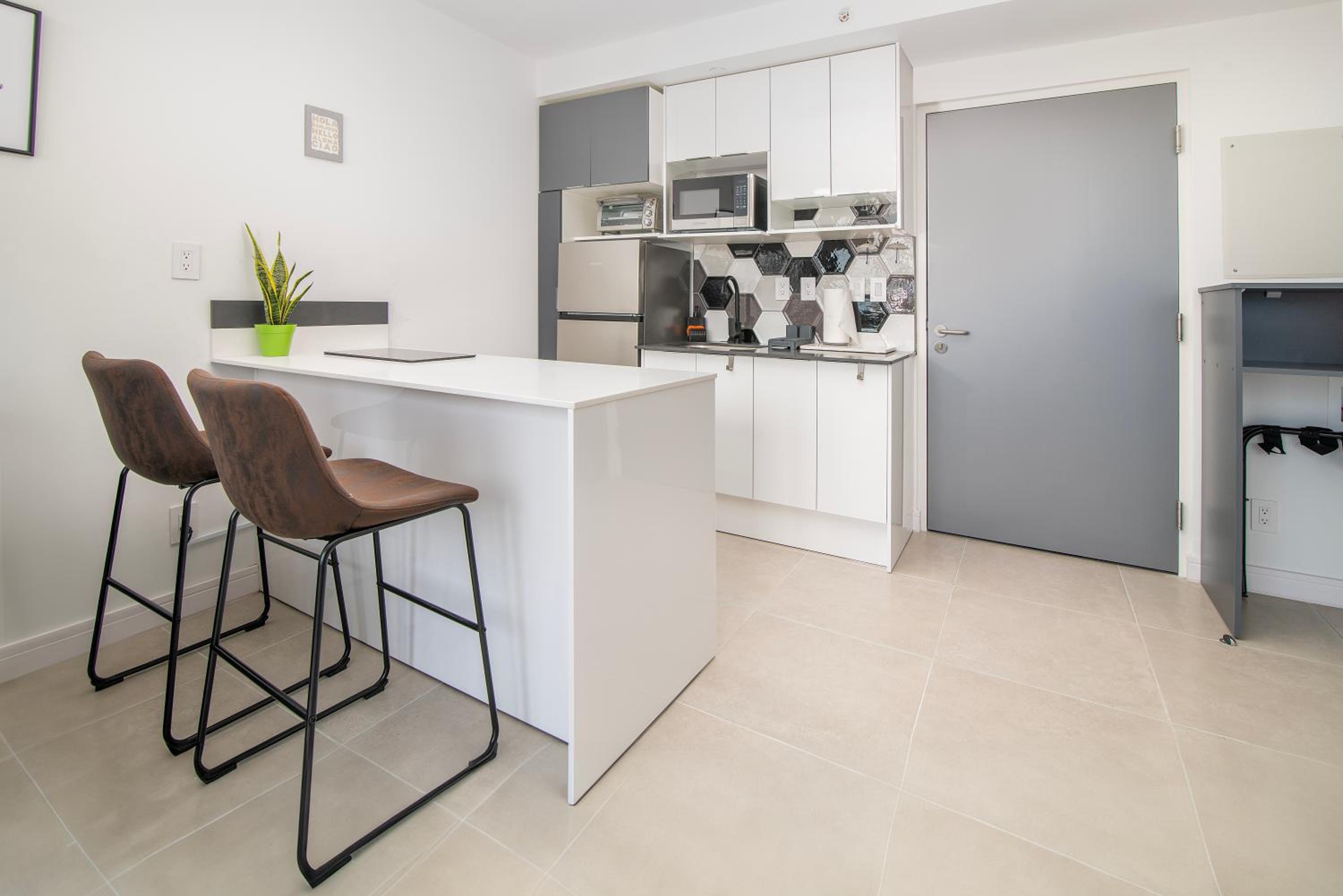 San José Chic Studio with Parking and Air Conditioning
