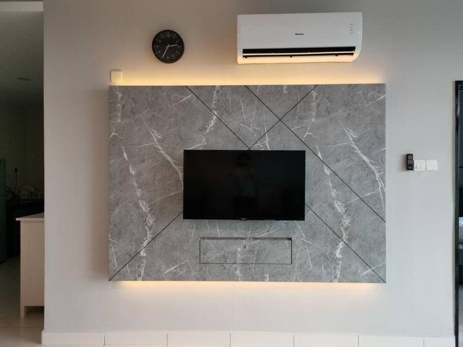 3room2carpark jb center kempas setia tropika