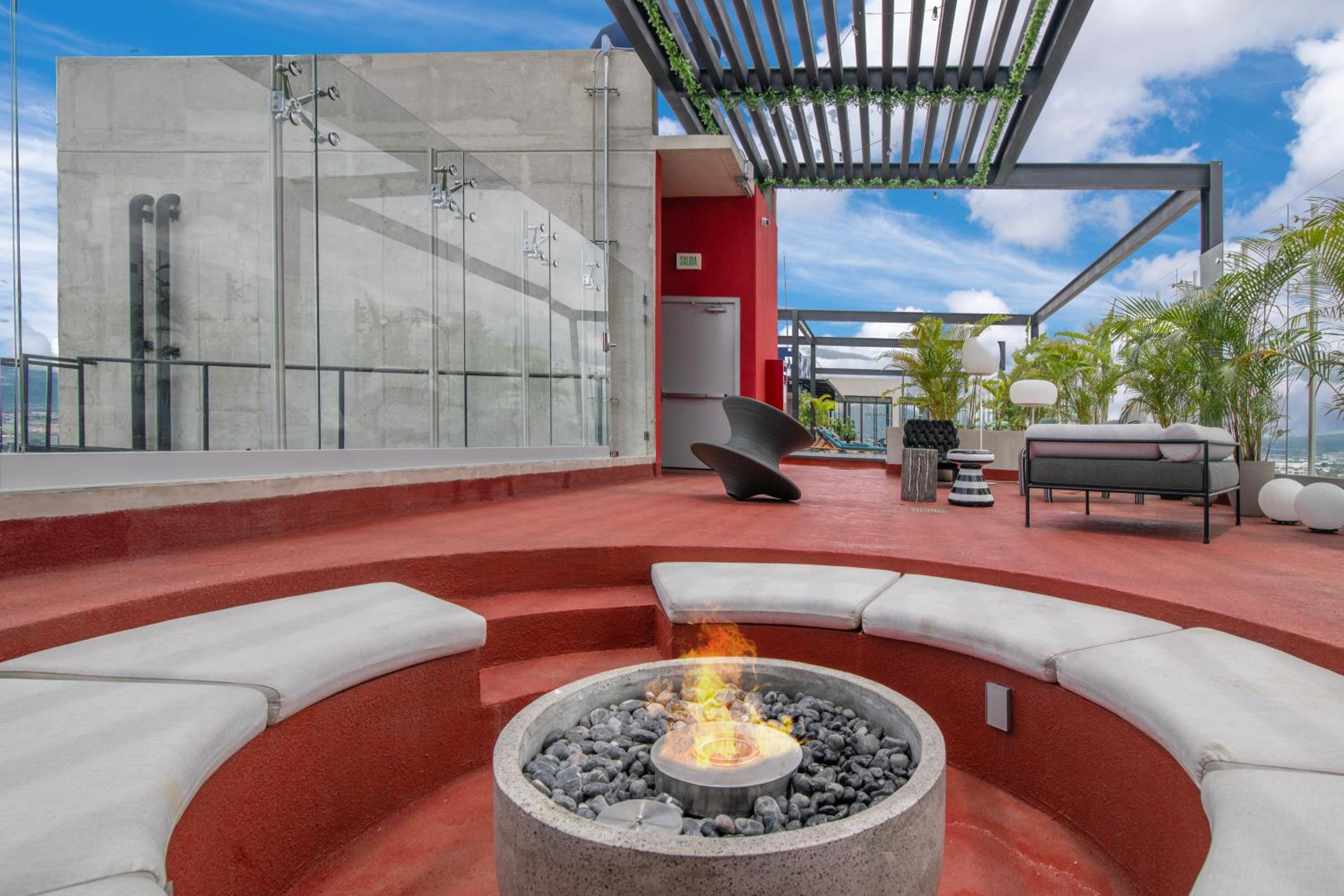 San José Chic Studio with Parking and Air Conditioning