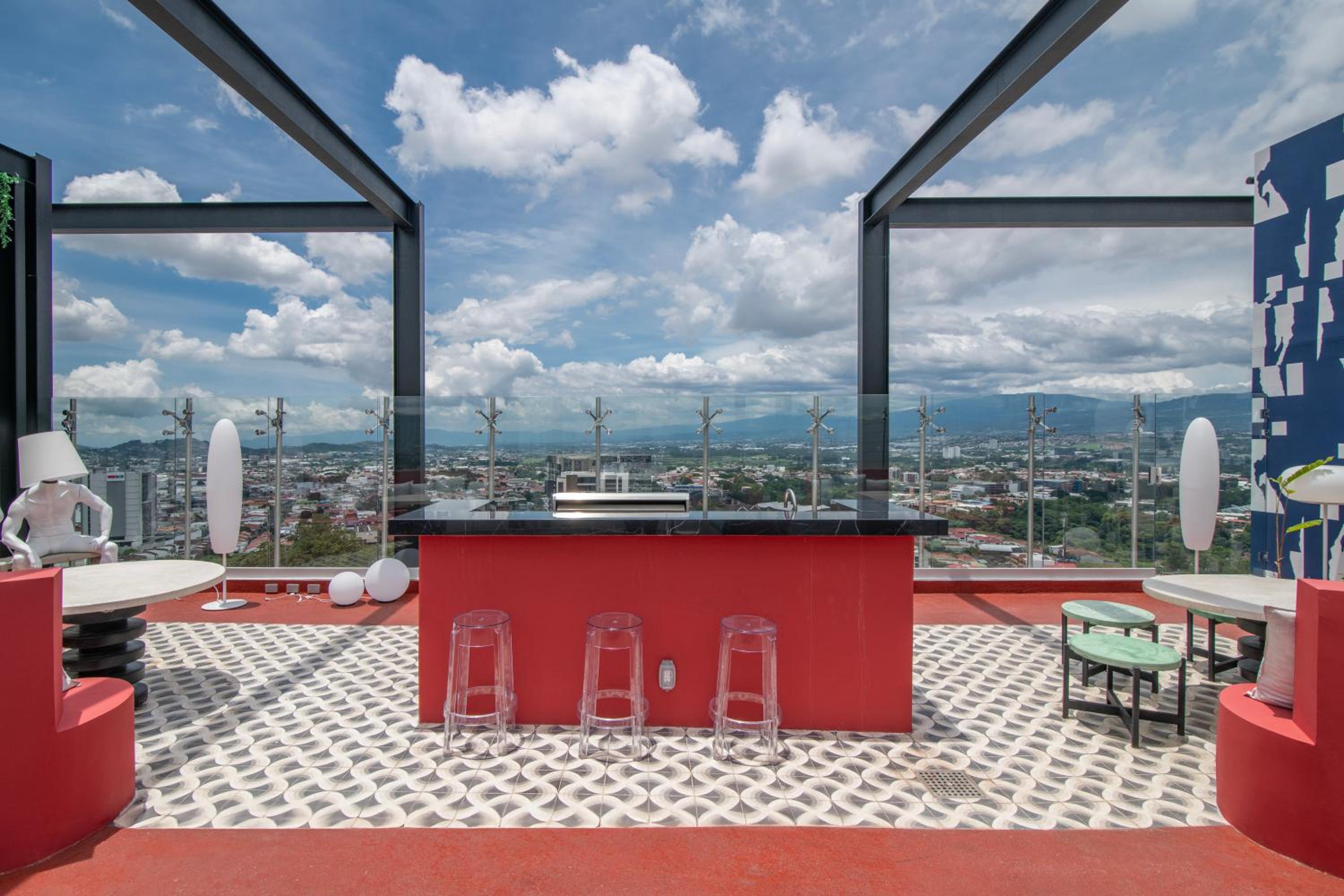 San José Chic Studio with Parking and Air Conditioning