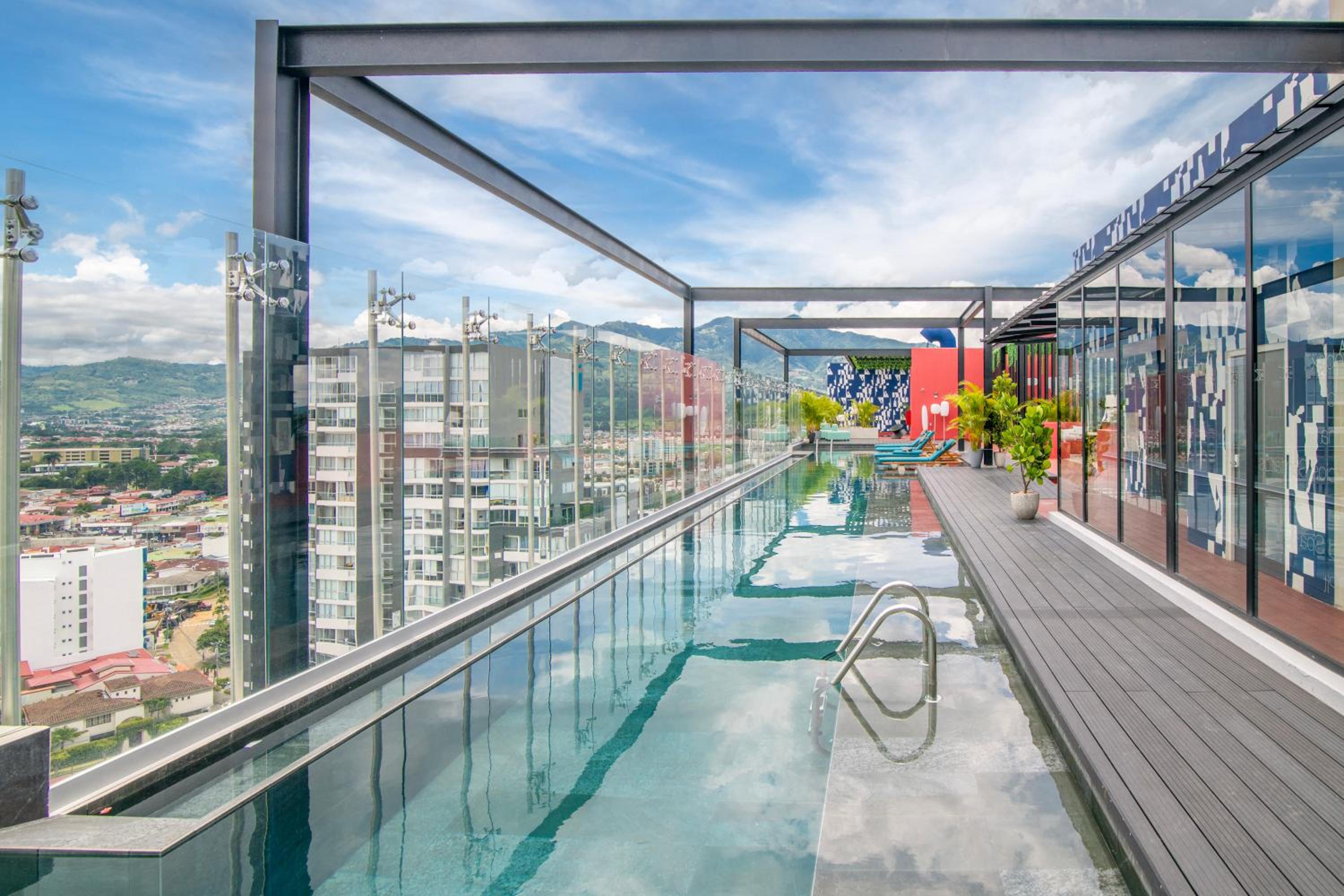 San José Chic Studio with Parking and Air Conditioning