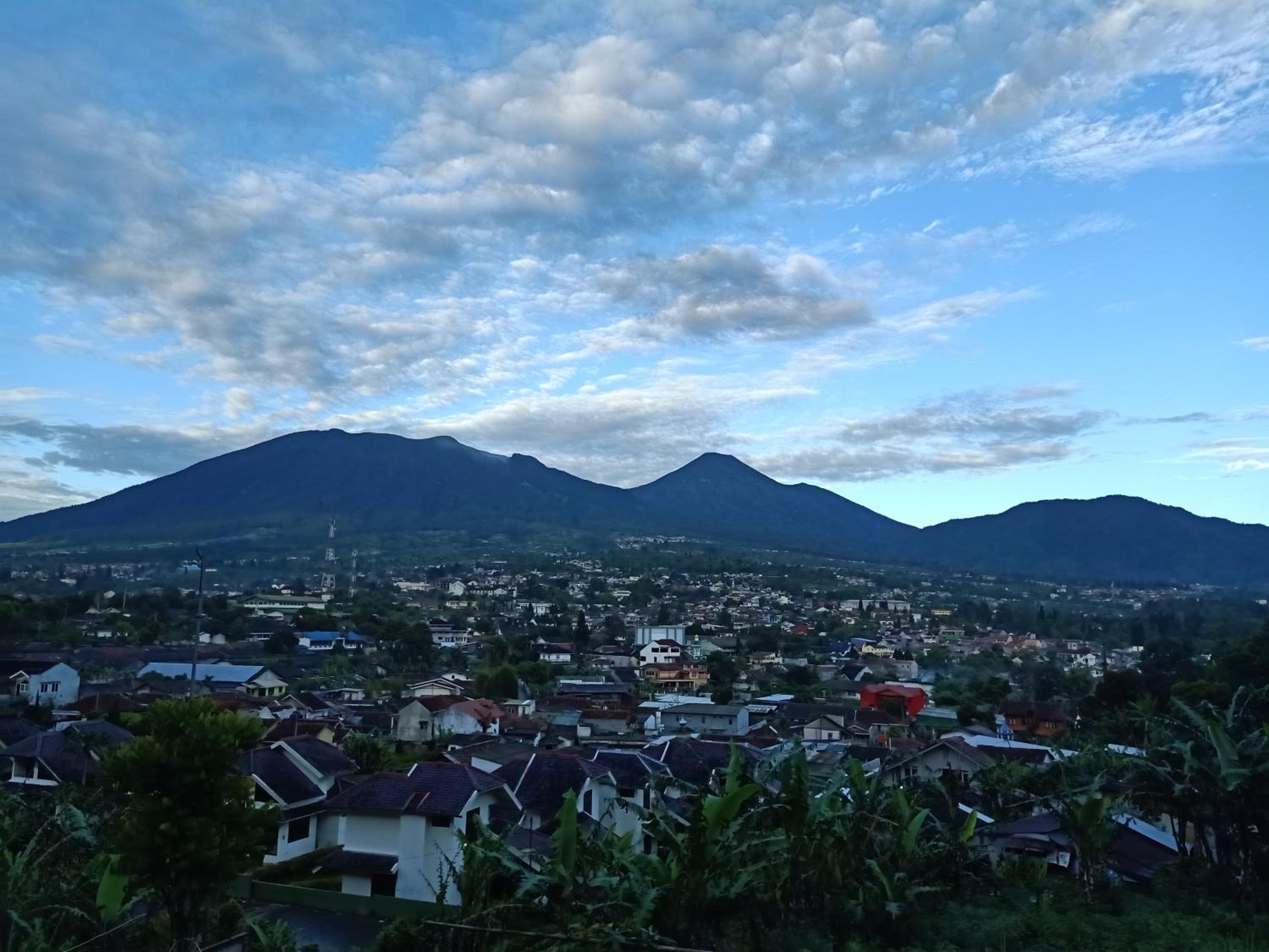Glamping ReaVeeCafe Puncak